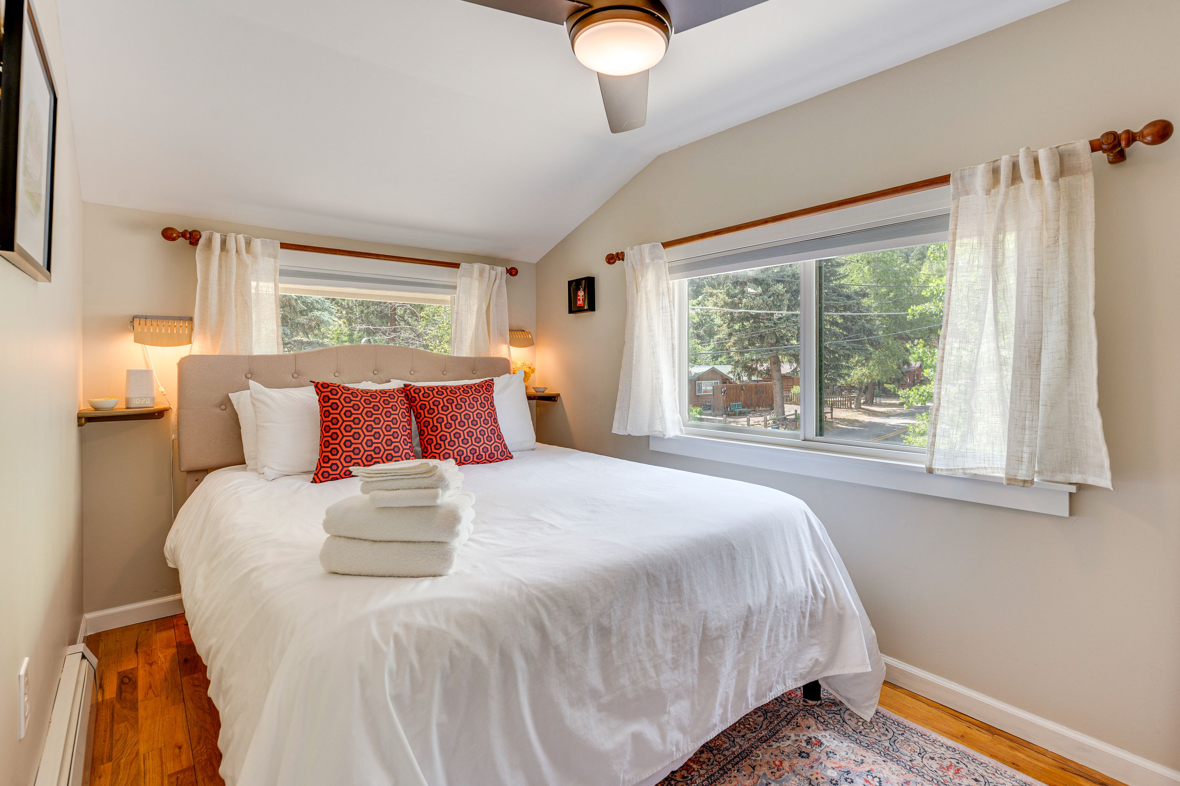 Bedroom 3 | Queen Bed | 2nd Floor
