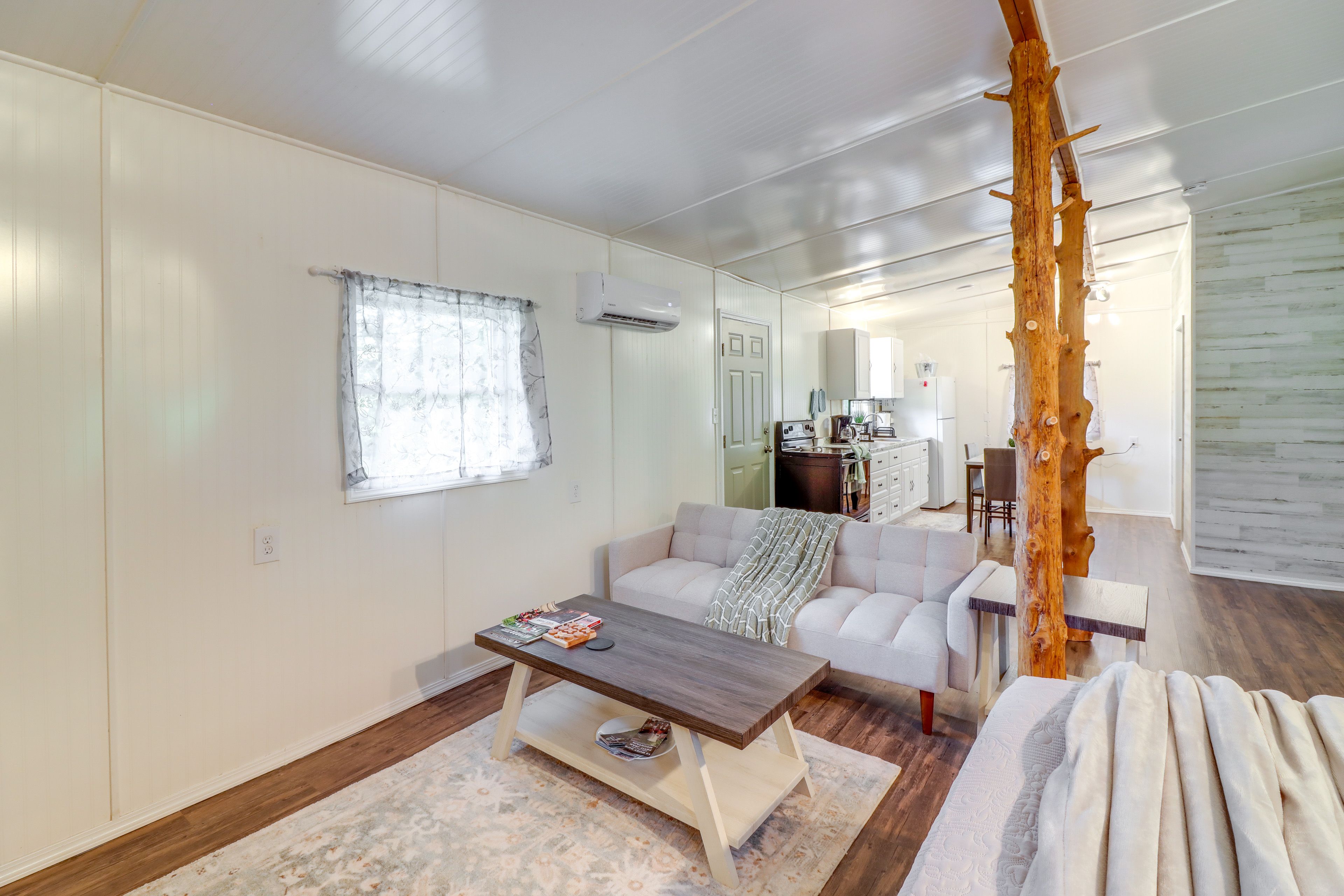 Living Area | Full Futon | Smart TV | Free WiFi | Central Air Conditioning/Heat