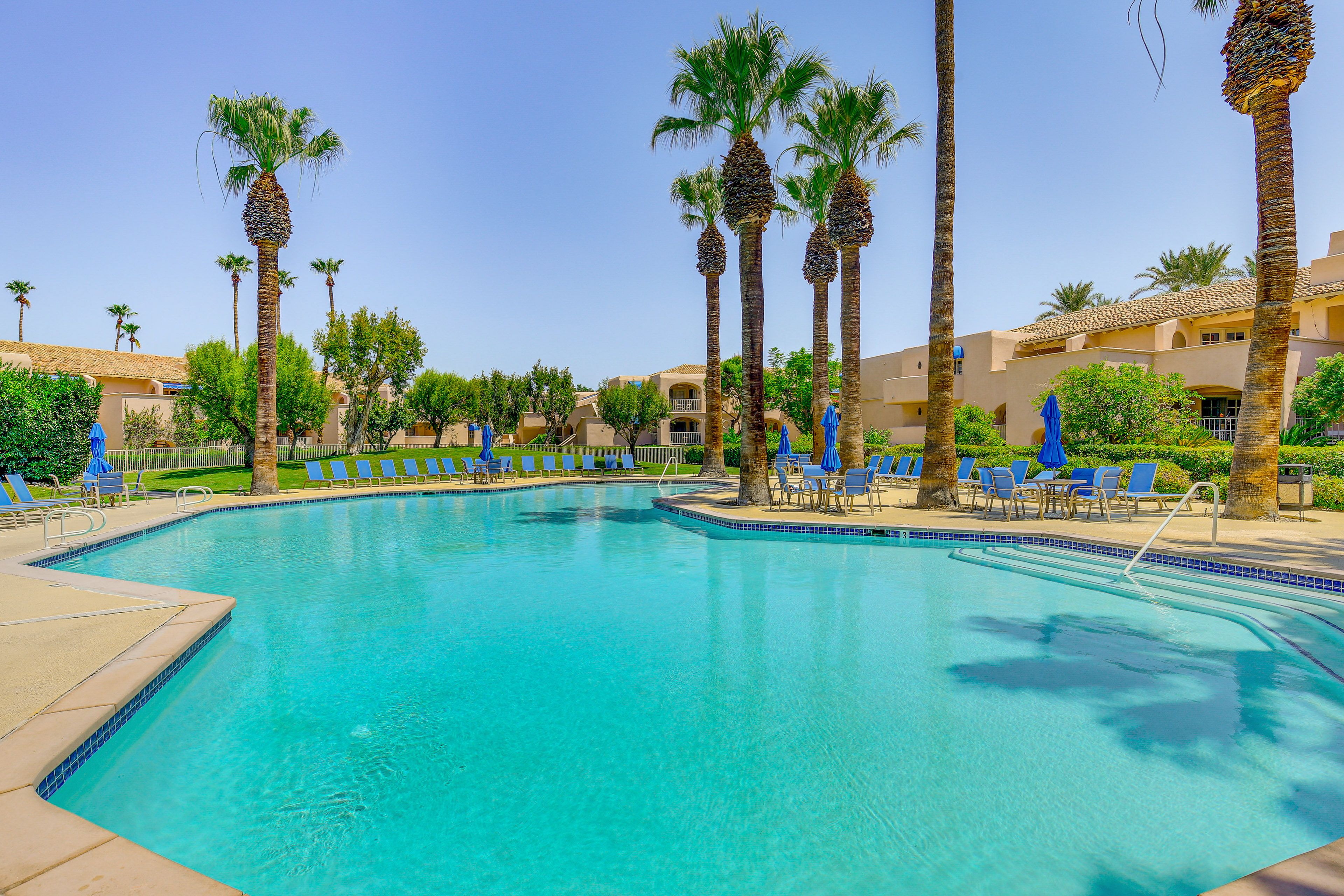 Palm Springs Vacation Rental | 1BR | 2BA | 736 Sq Ft | 8 Steps Required