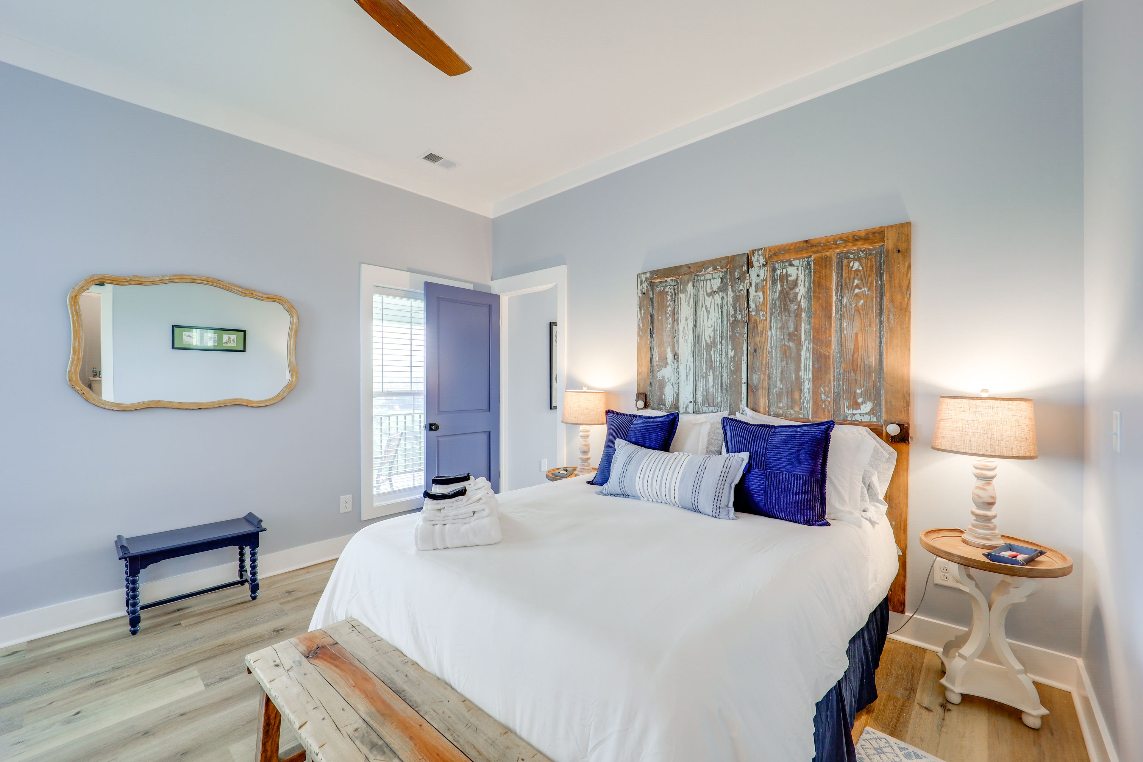 Bedroom 1 | Main Floor | Queen Bed | Linens Provided