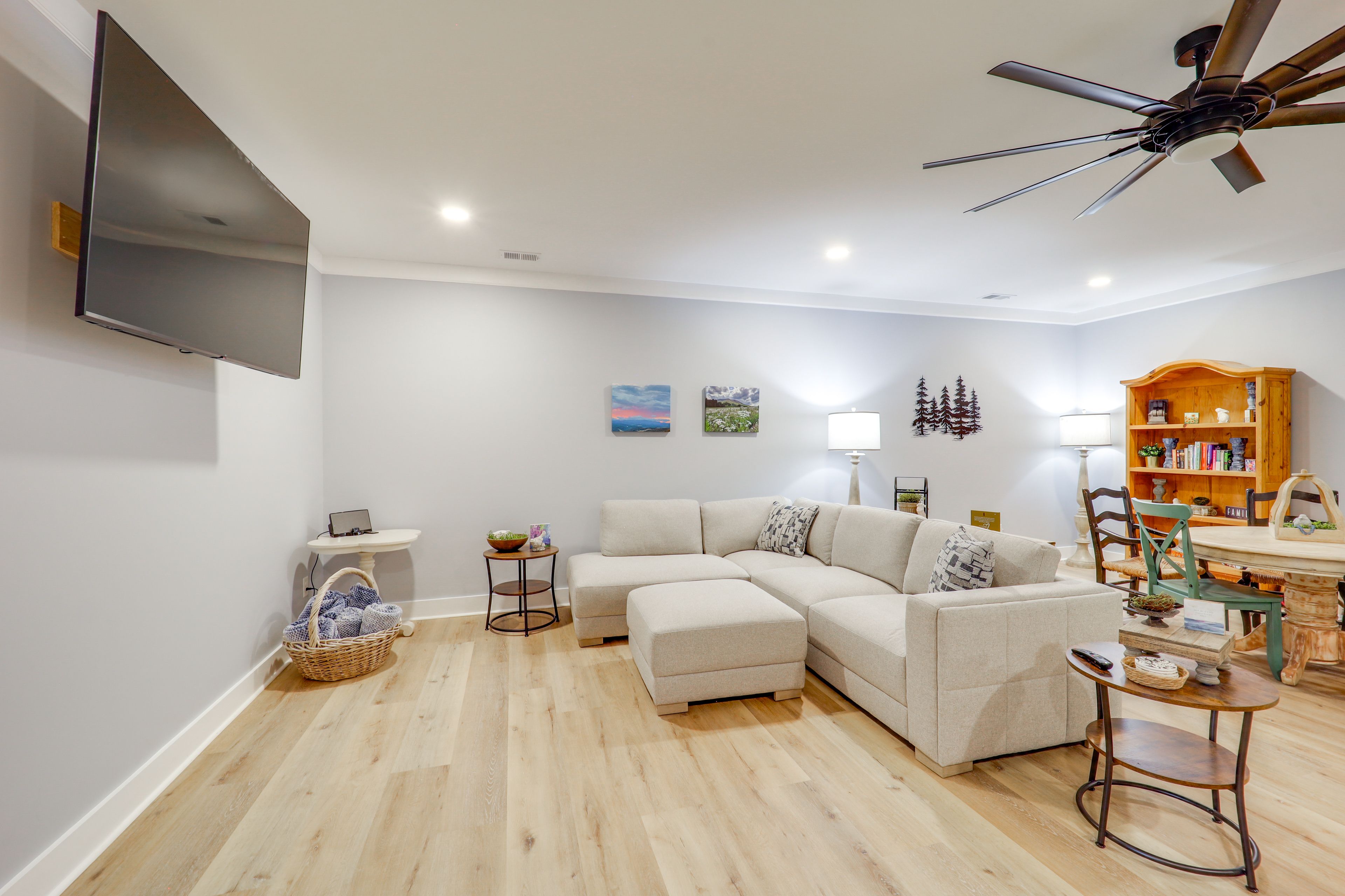 Game Room | Ground Floor