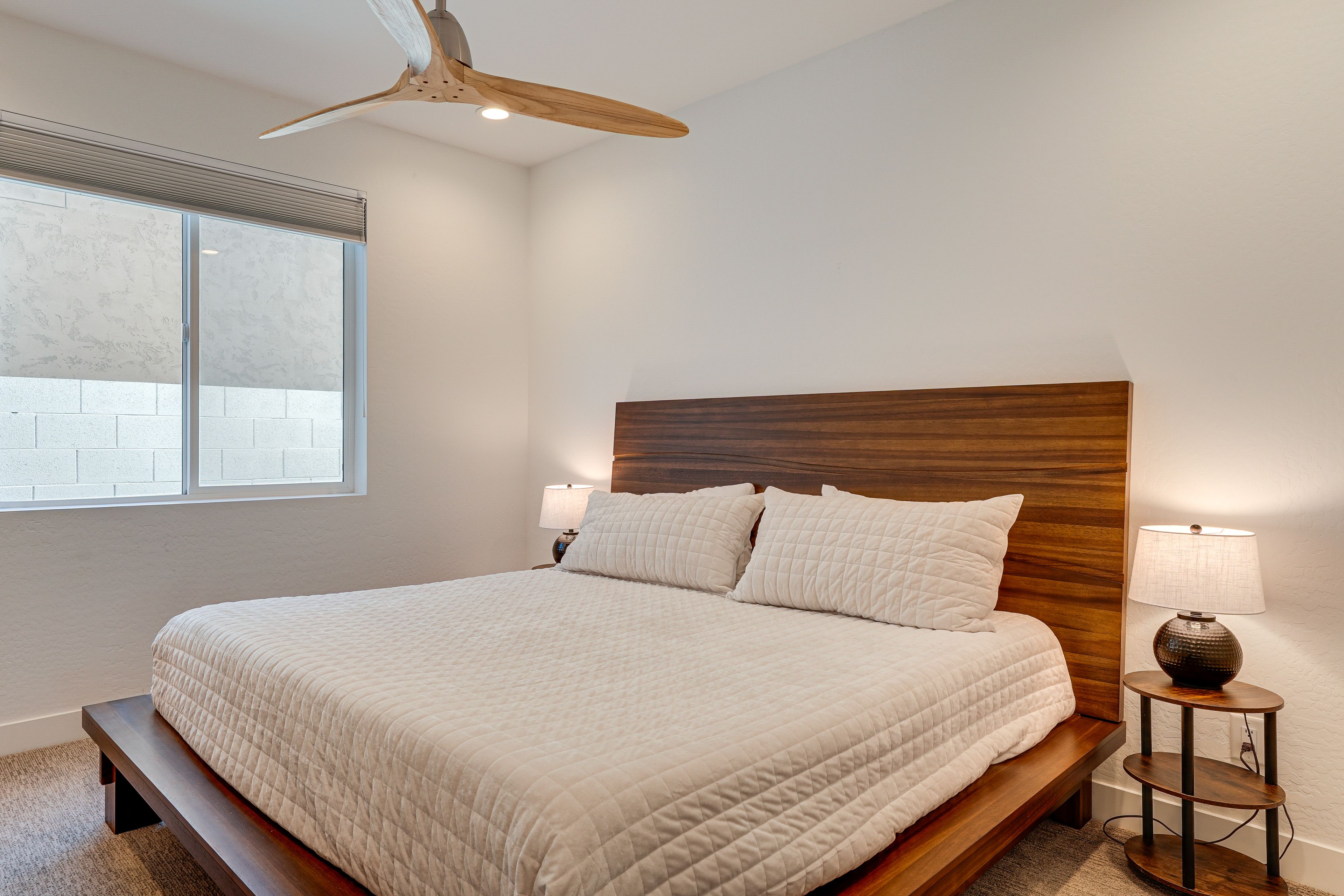 Bedroom 2 | King Bed