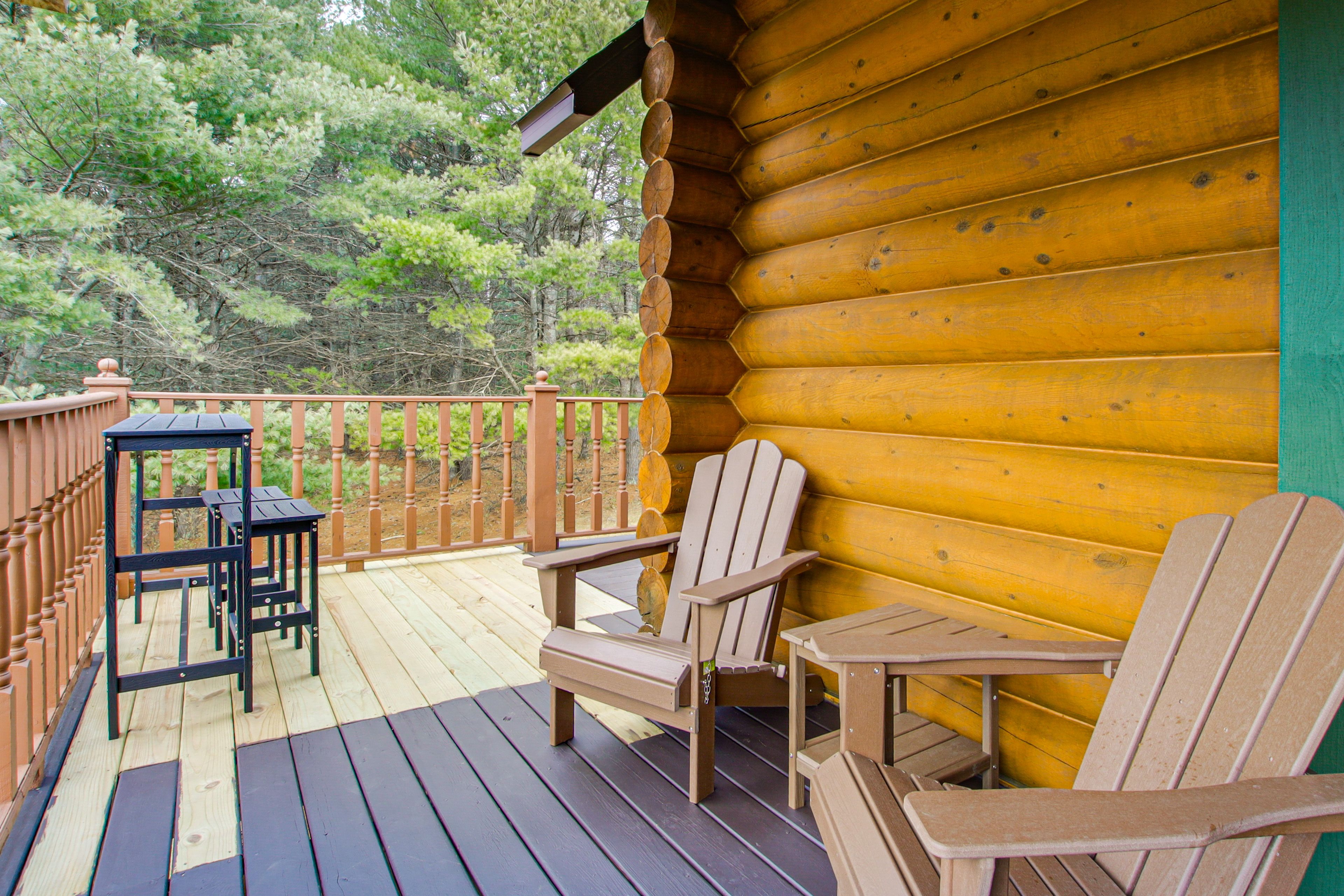 Spacious Deck | Peaceful Wooded Property