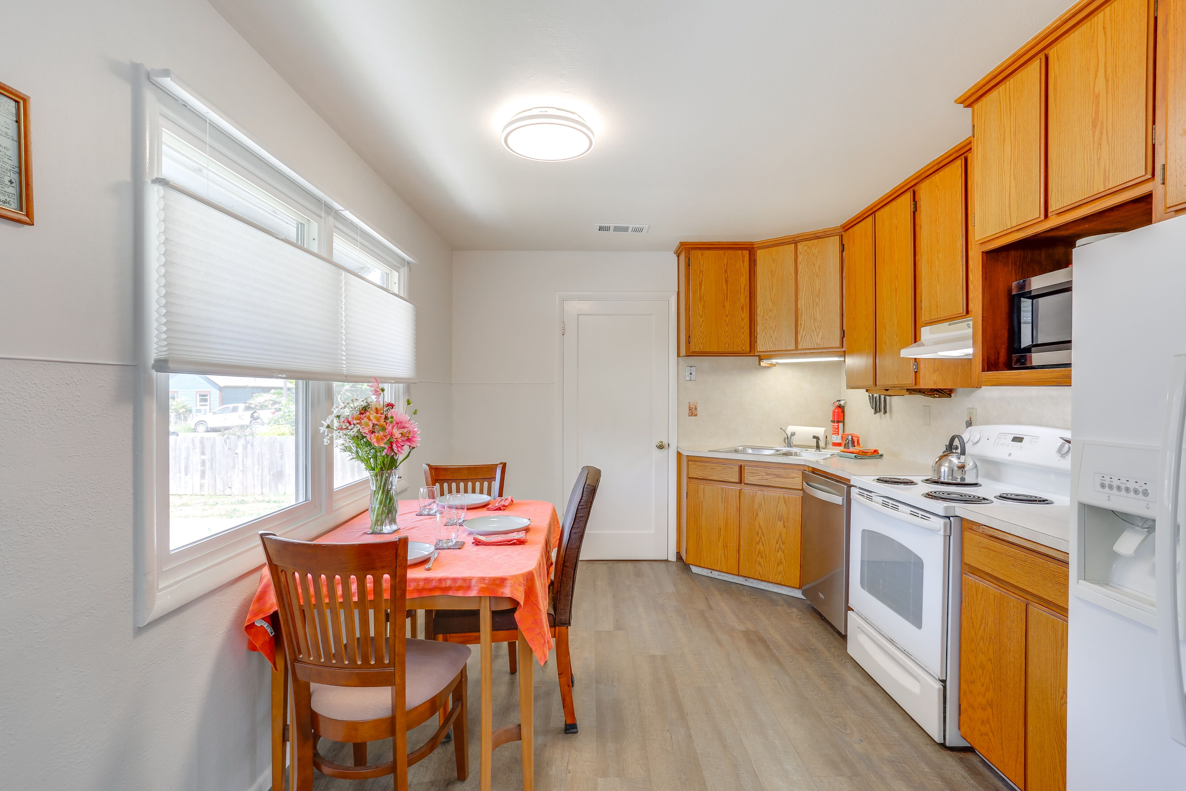 Kitchen | Cooking Basics | Drip Coffee Maker | Toaster