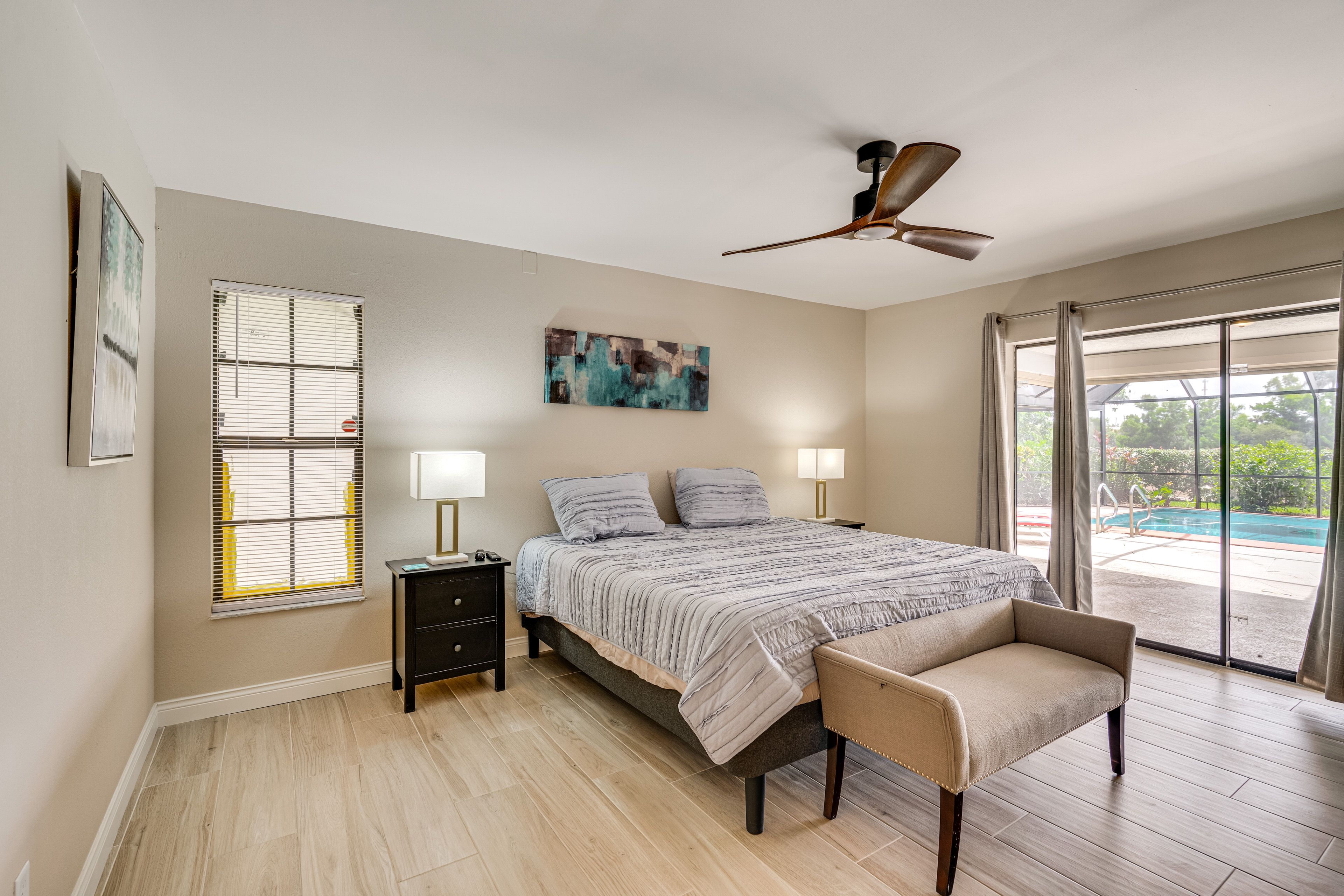 Bedroom 1 | King Bed | En-Suite Bathroom