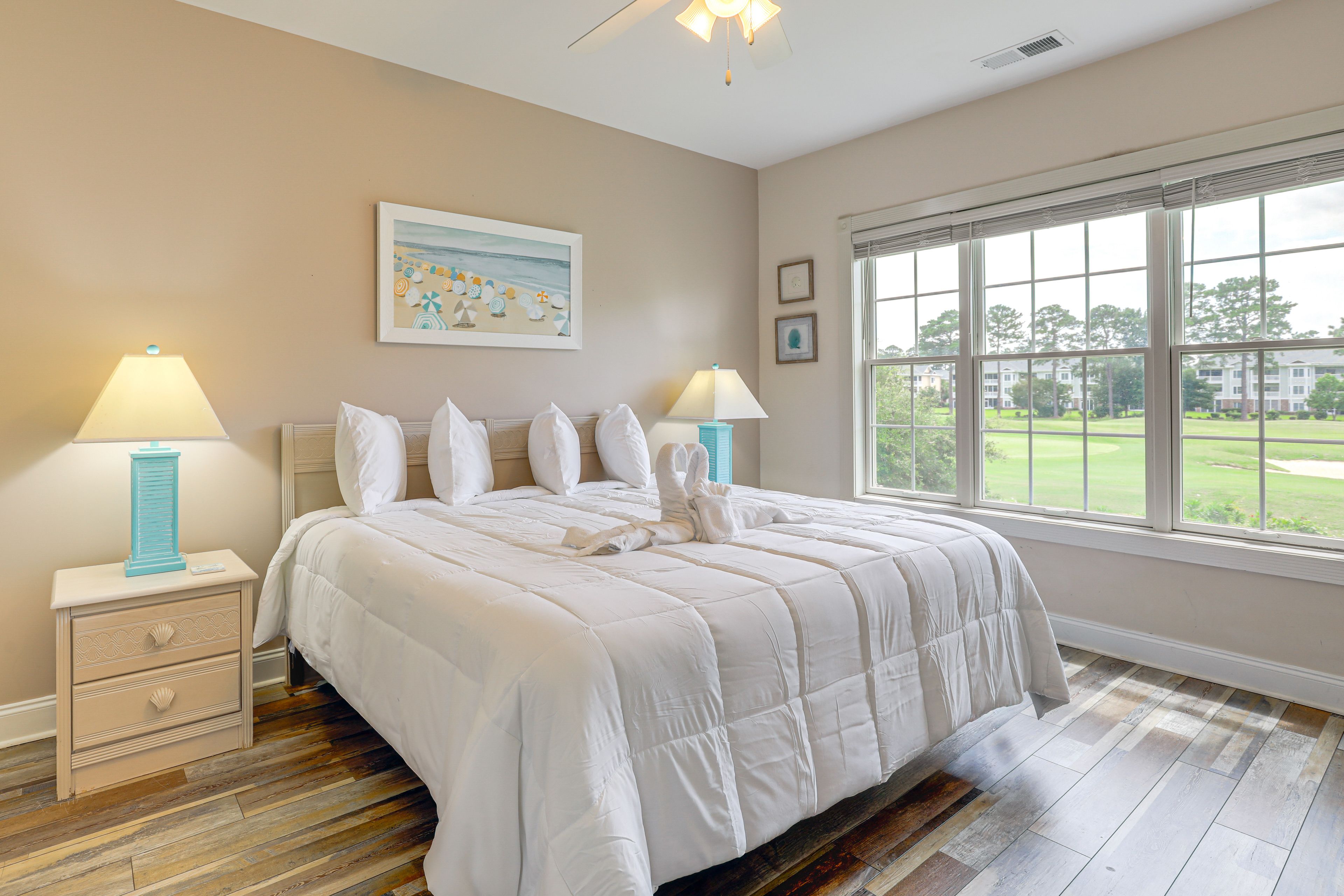 Bedroom 1 | King Bed | Linens Provided
