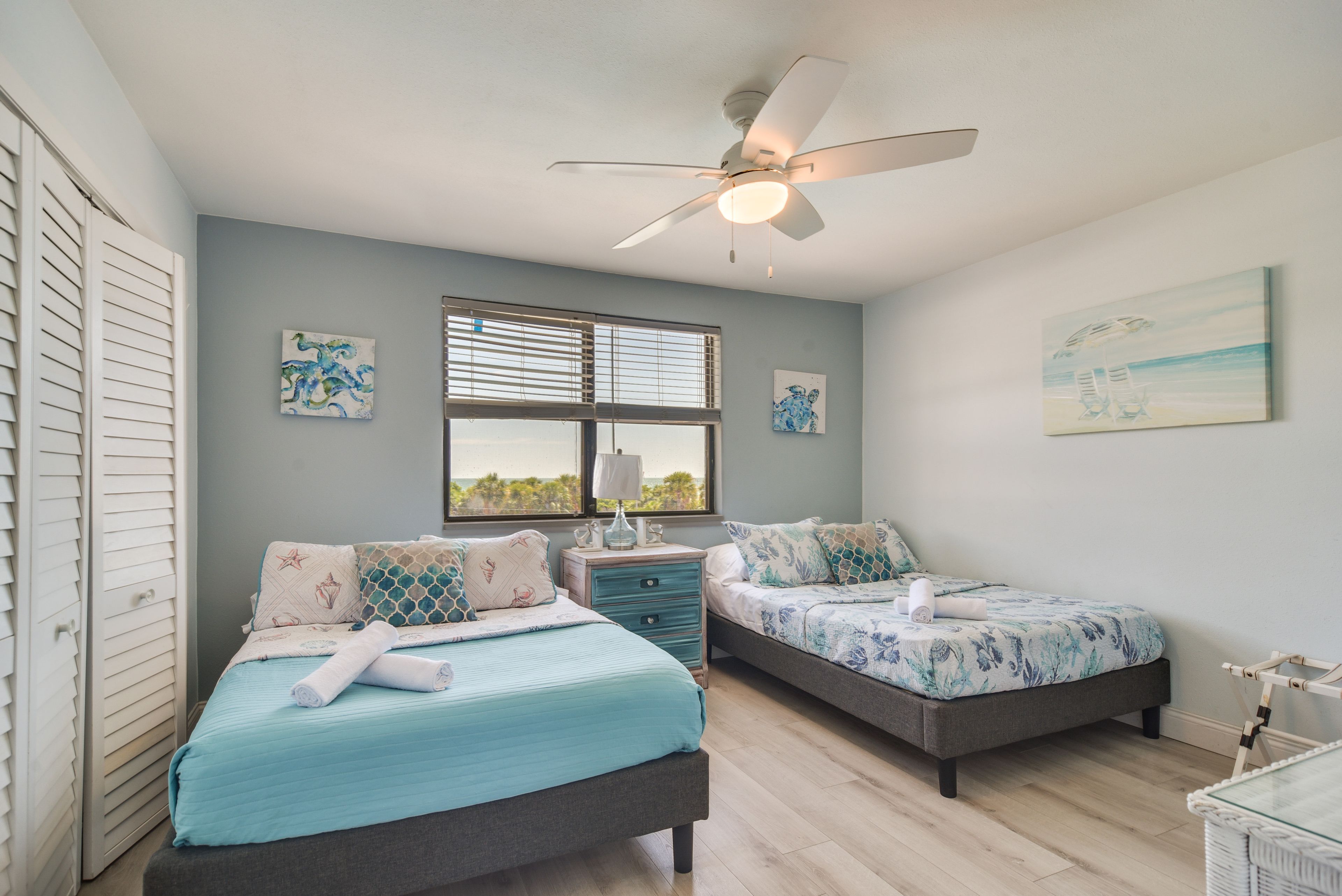 Bedroom 2 | 2 Full Beds | Smart TV