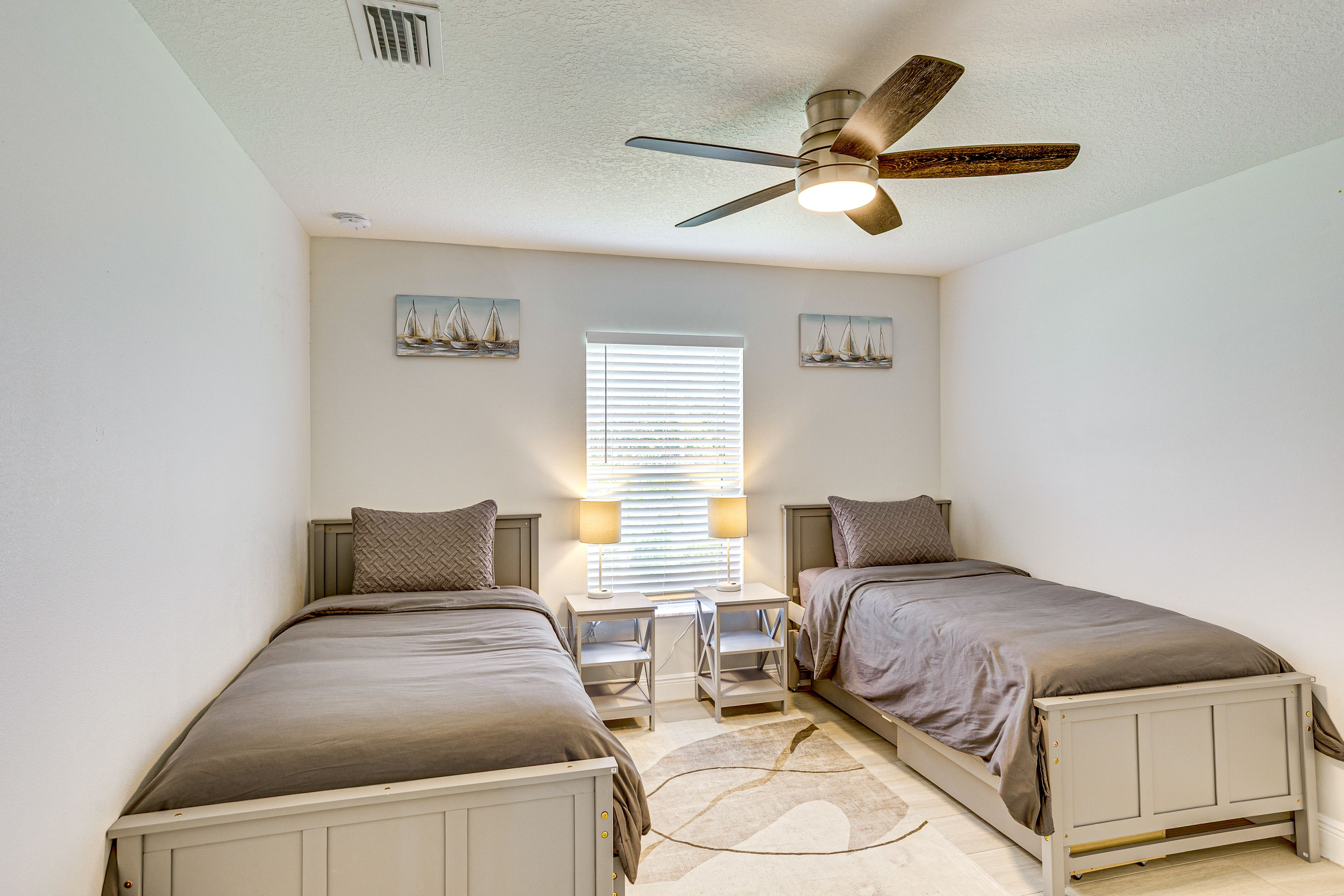 Bedroom 4 | 2 Twin Beds w/ Twin Trundles