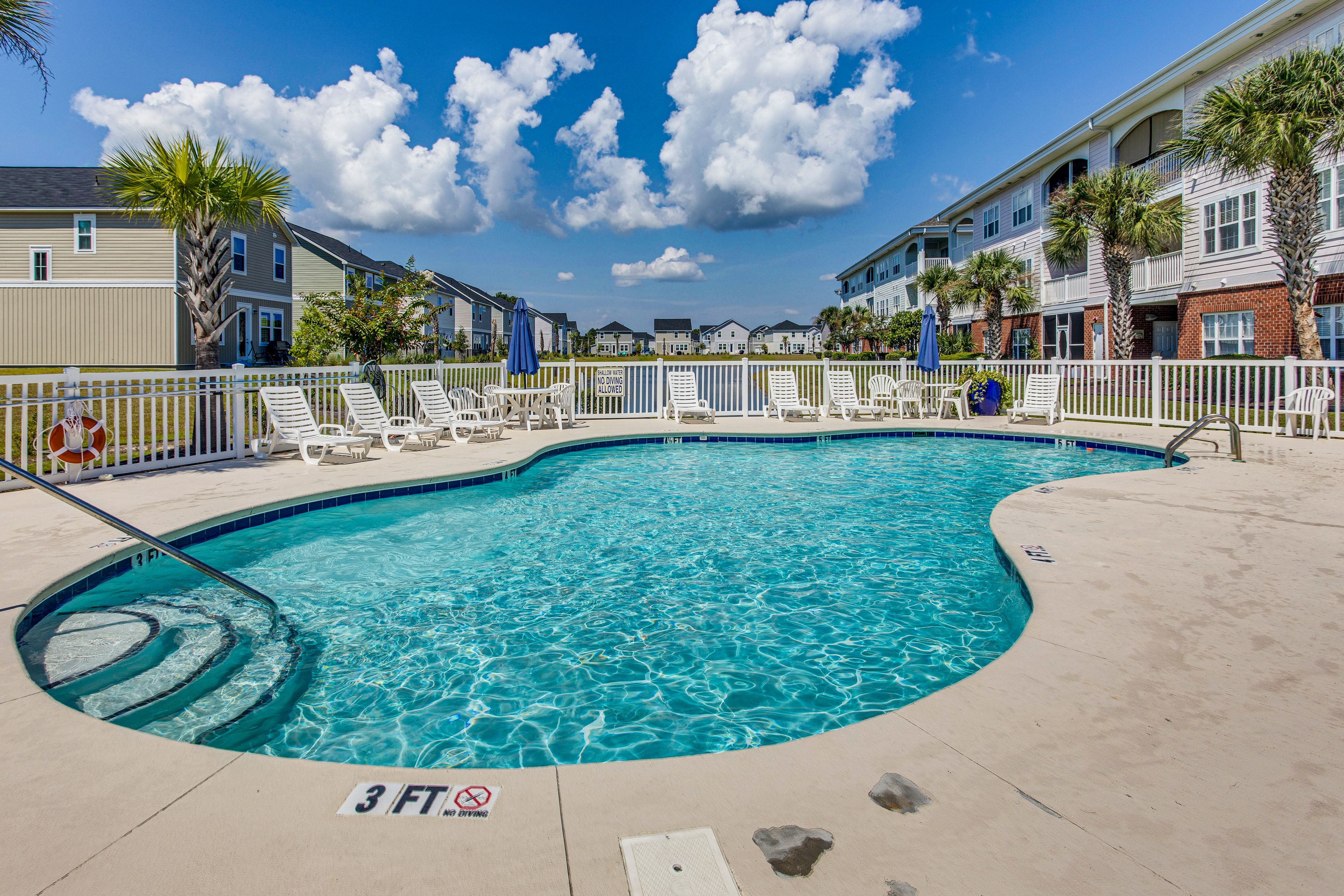 The Gardens at Cypress Bay | Community Pool