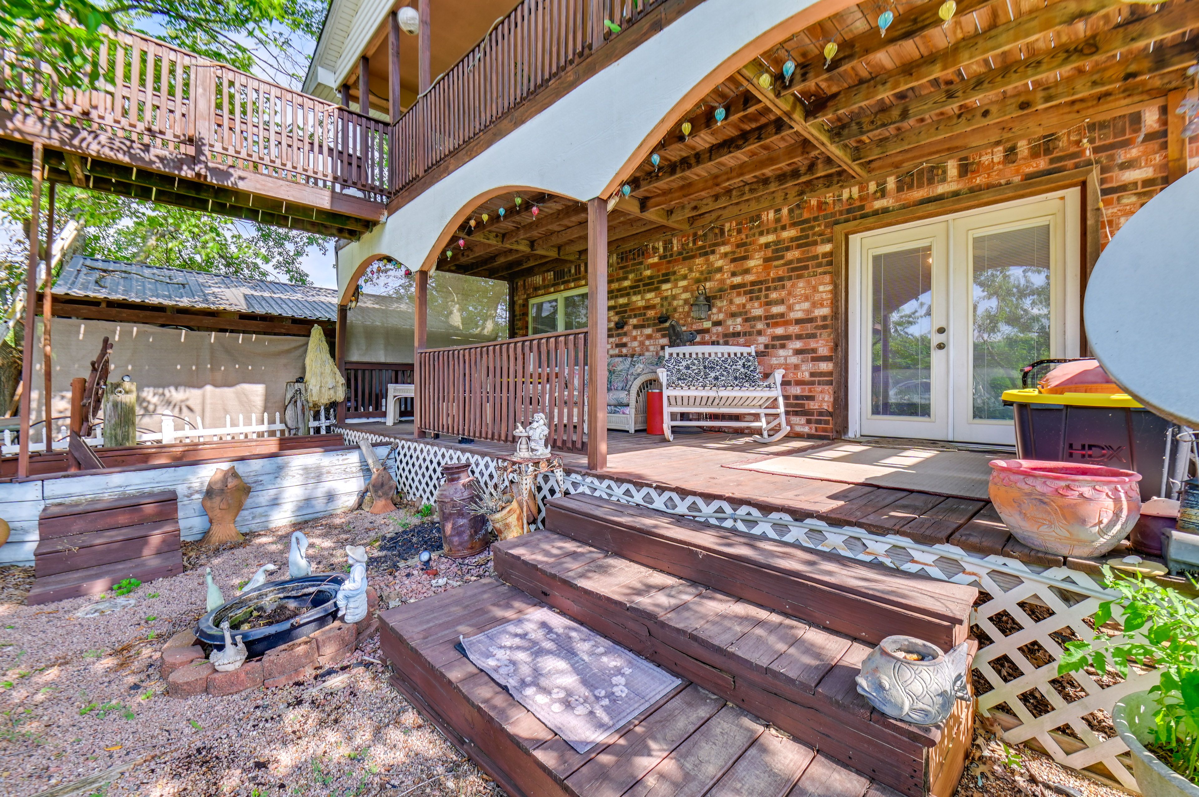 Fenced-In Yard