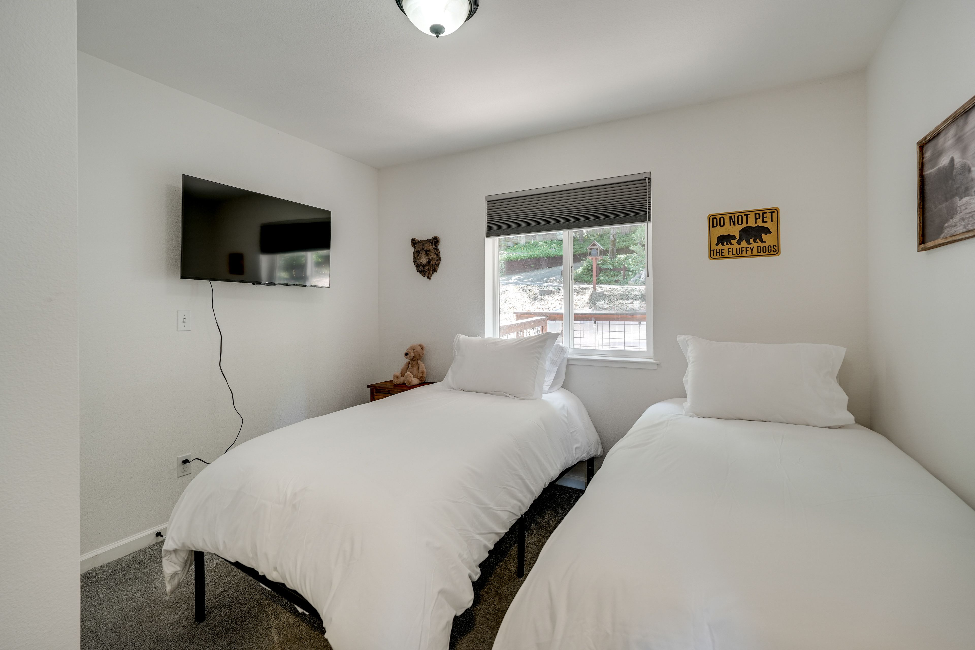 Bedroom 3 | 2 Twin Beds