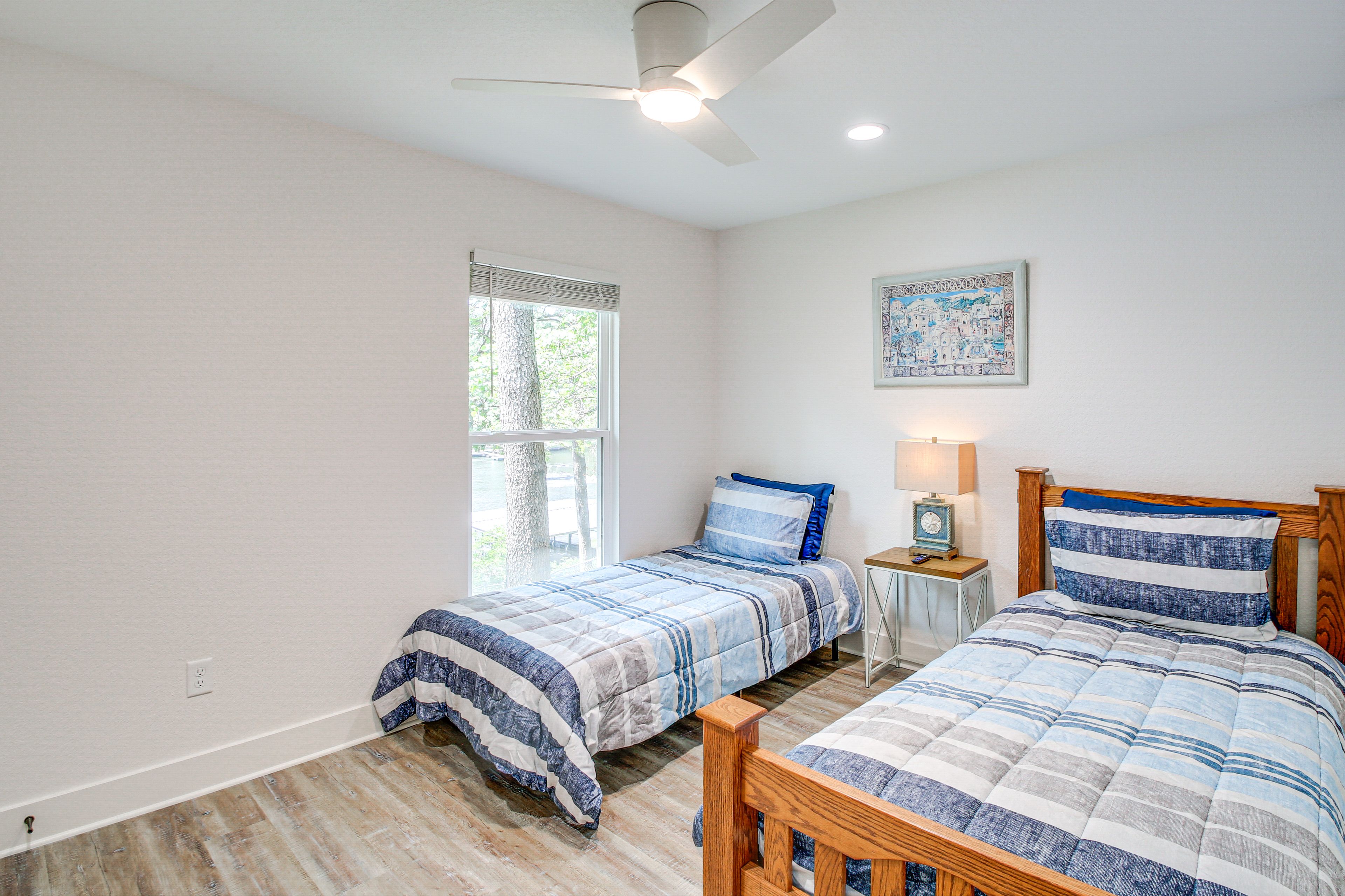 Bedroom 4 | 2 Twin Beds