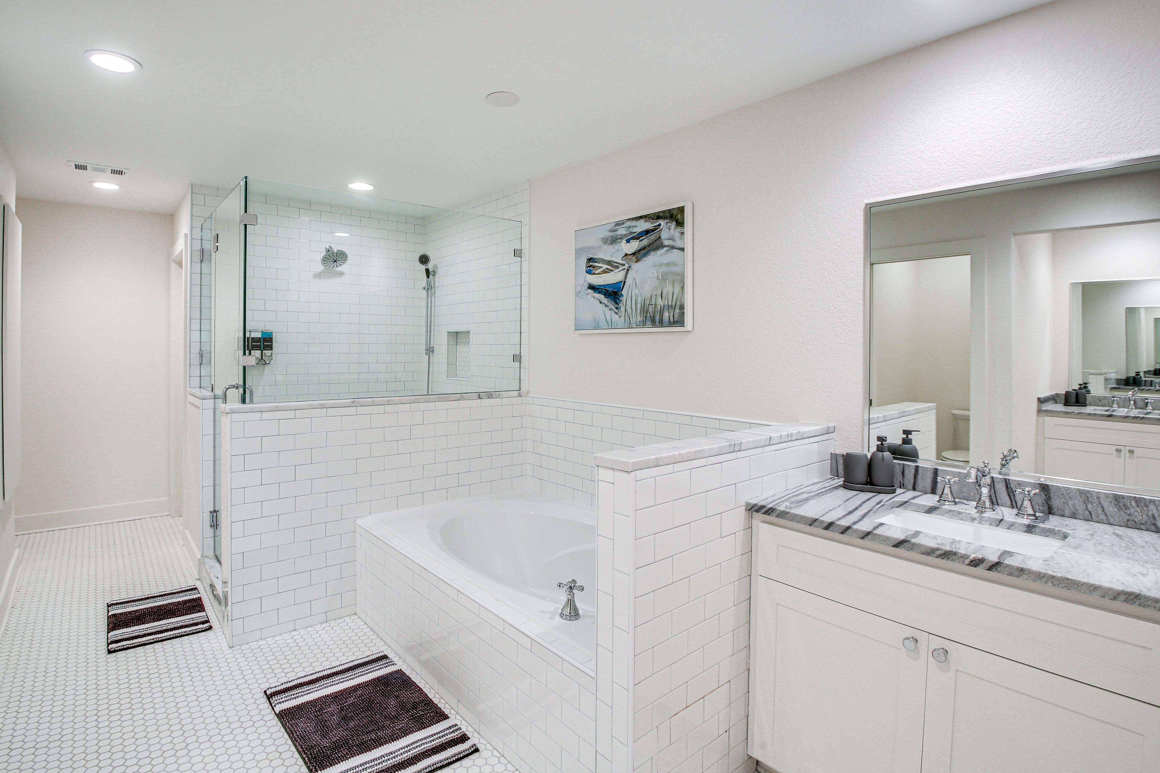 En-Suite Bathroom | Towels Provided