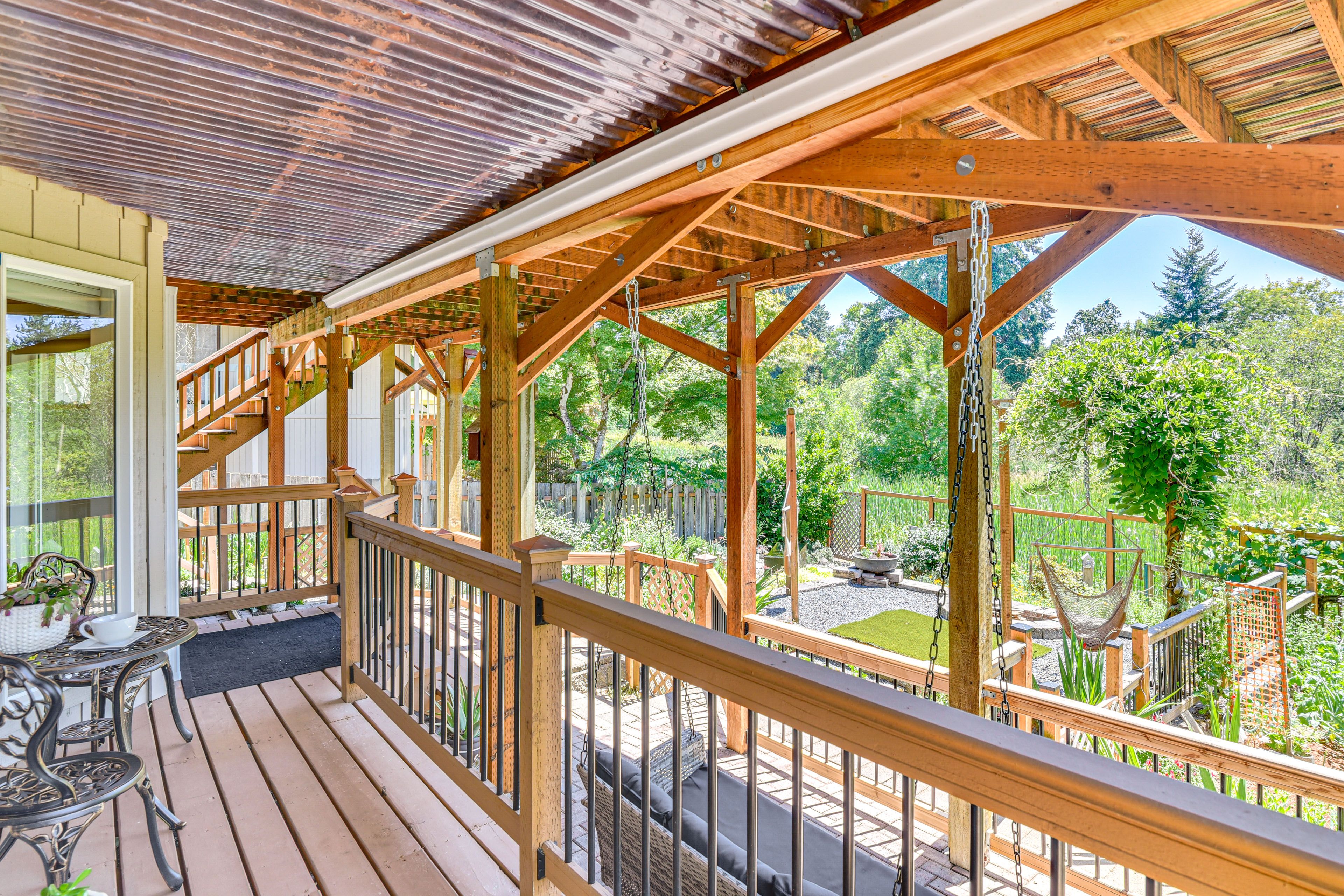 Private Deck | Dining Area