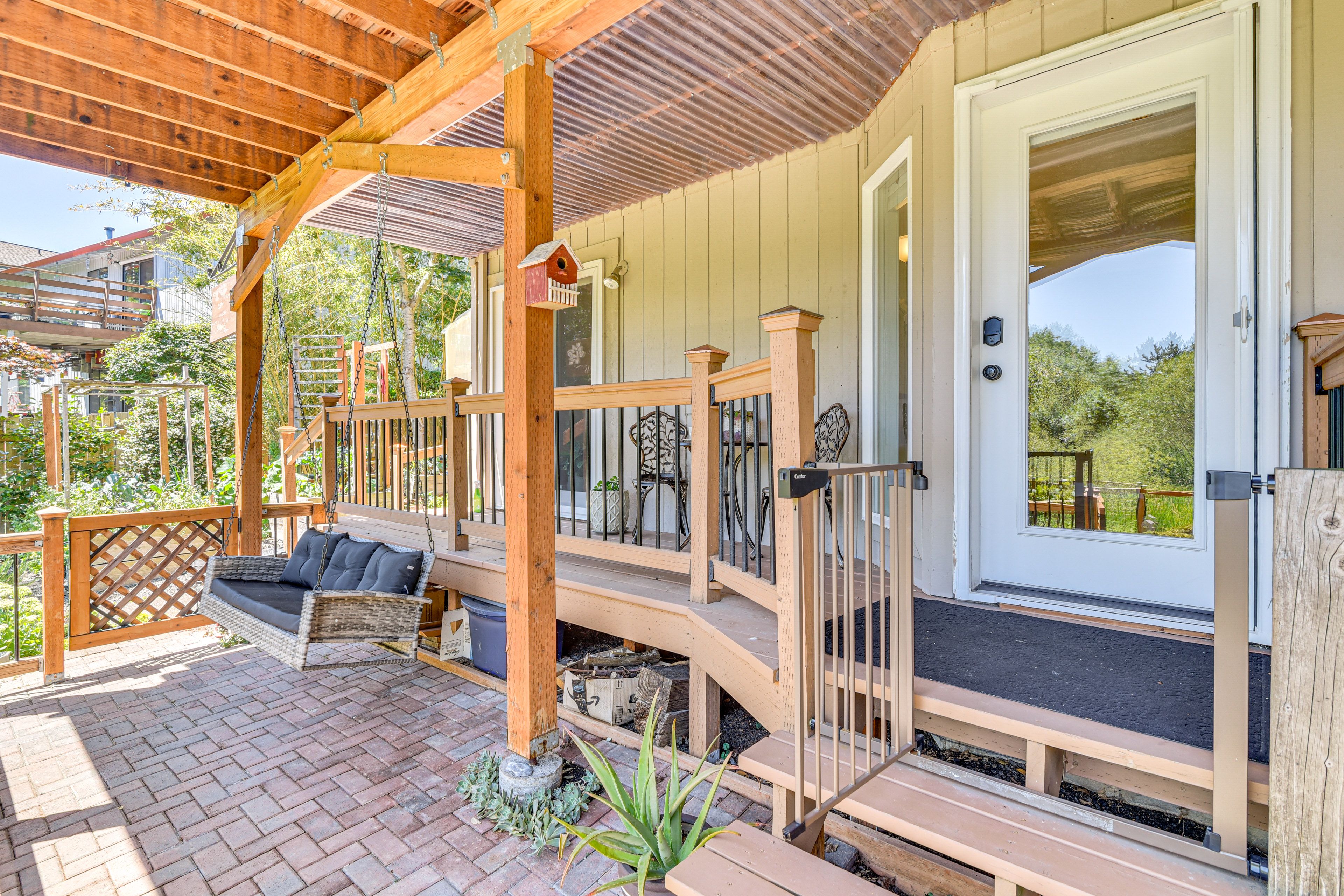 Unit Entrance/Private Patio | Swing