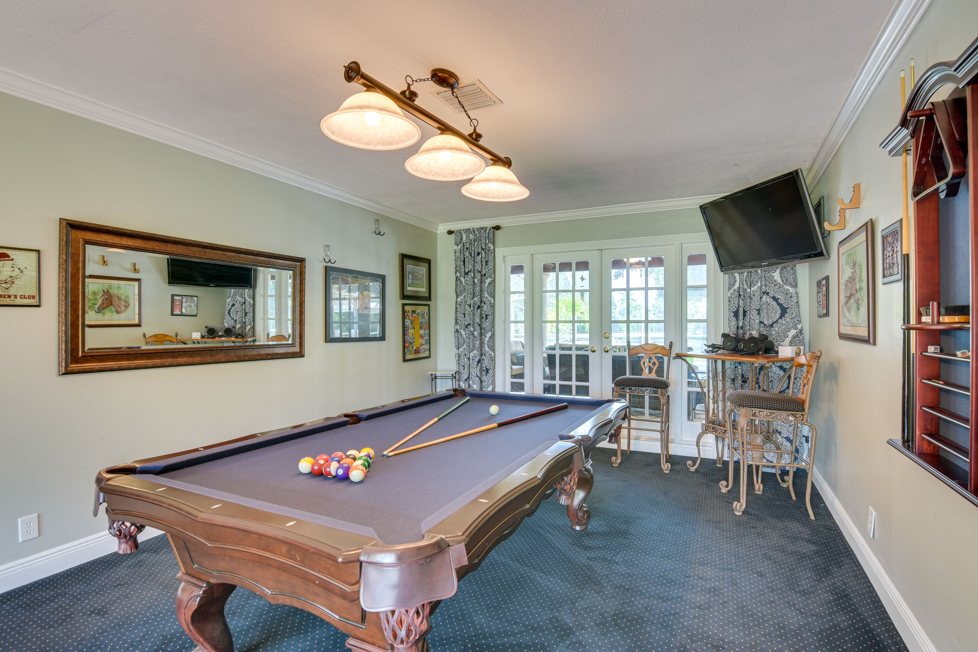 Game Room | Smart TV | Pool Table