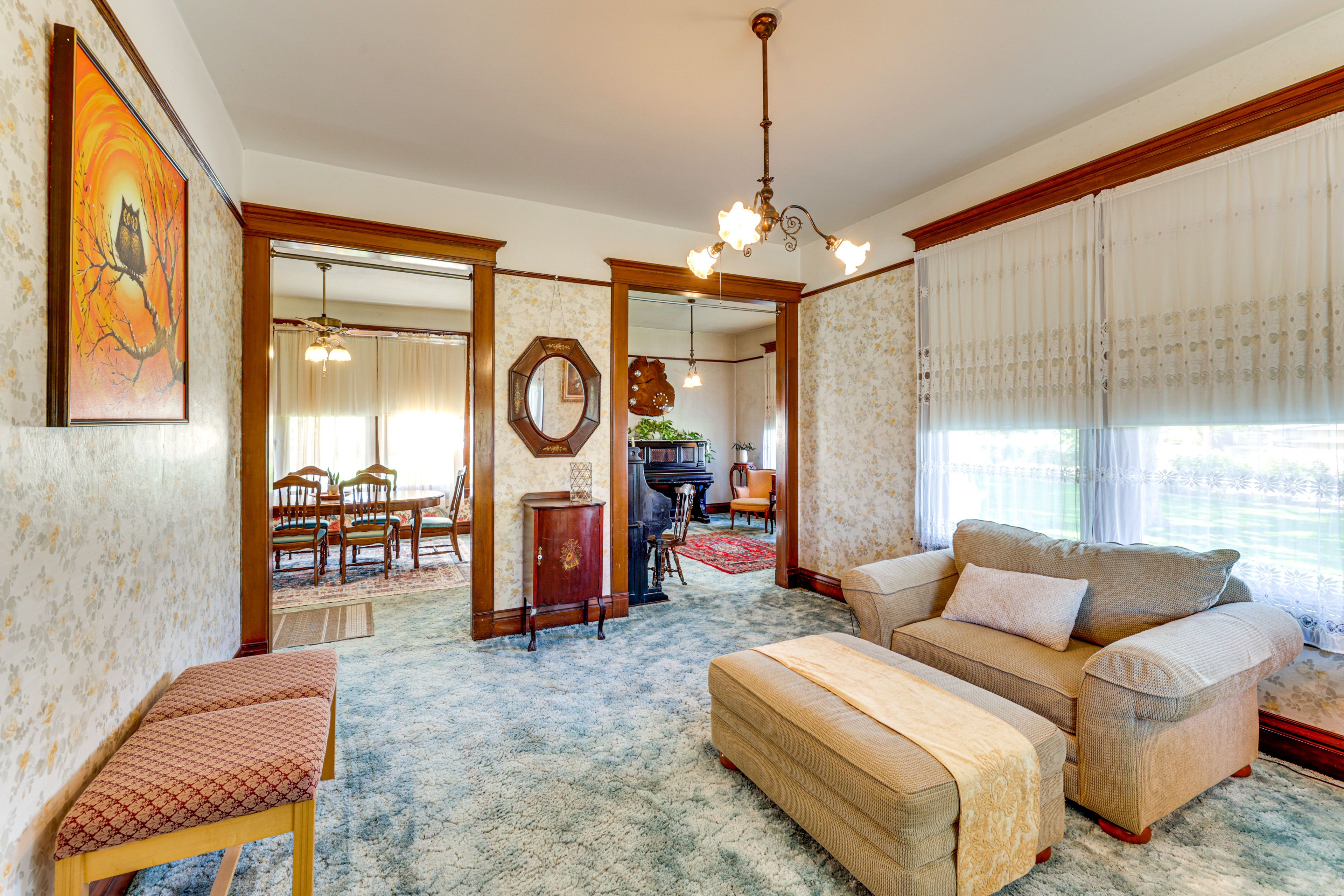 Sitting Room | 1st Floor