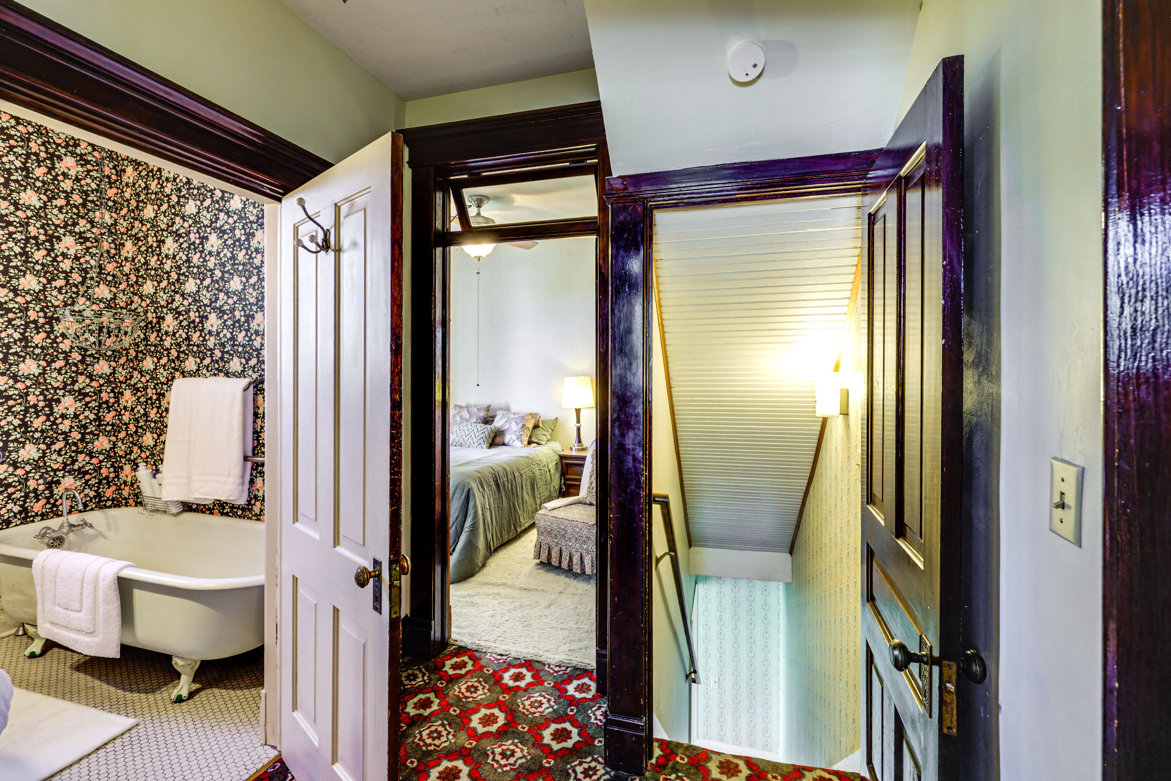 Upstairs Hallway | 2nd Floor