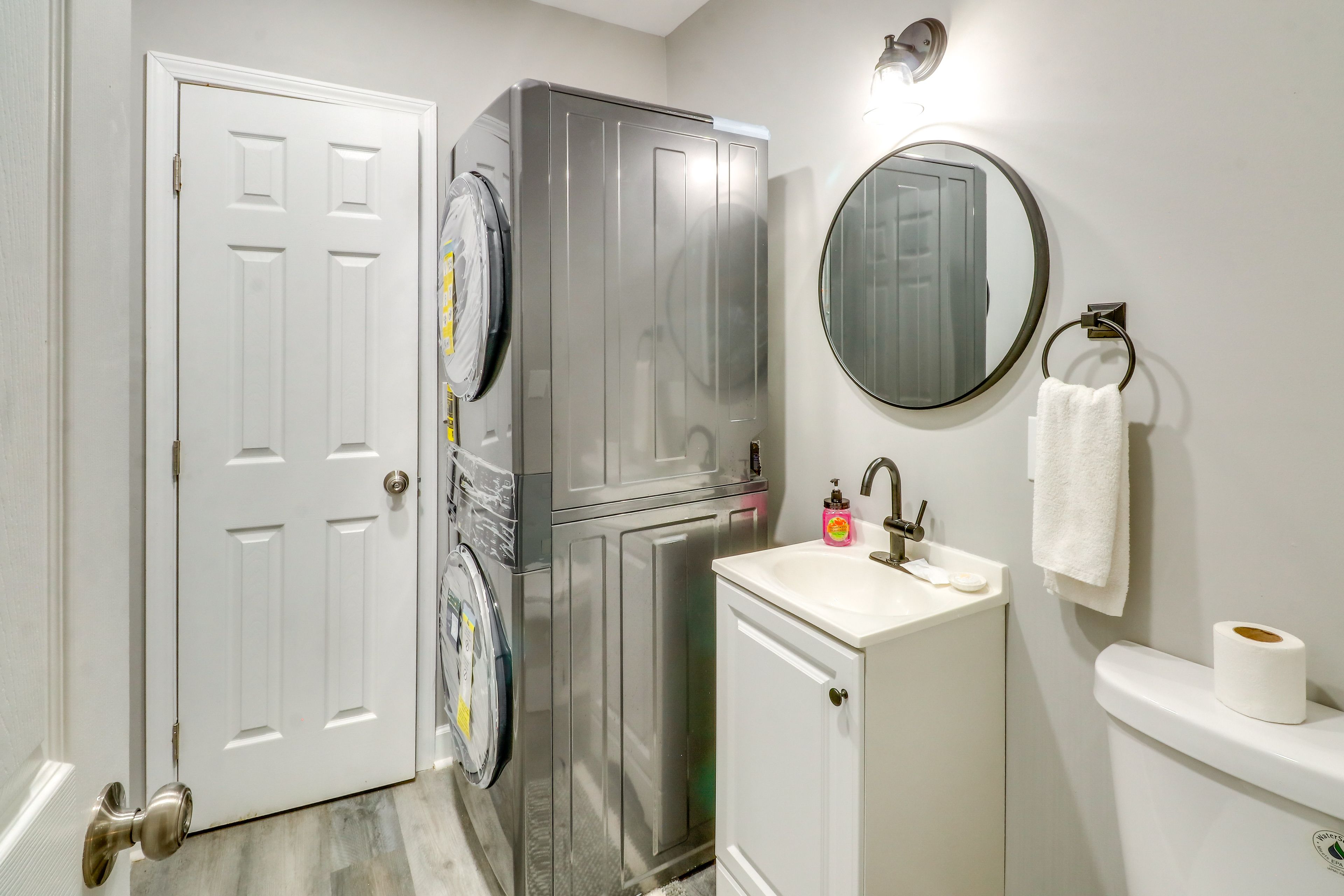 Half Bathroom | Washer & Dryer