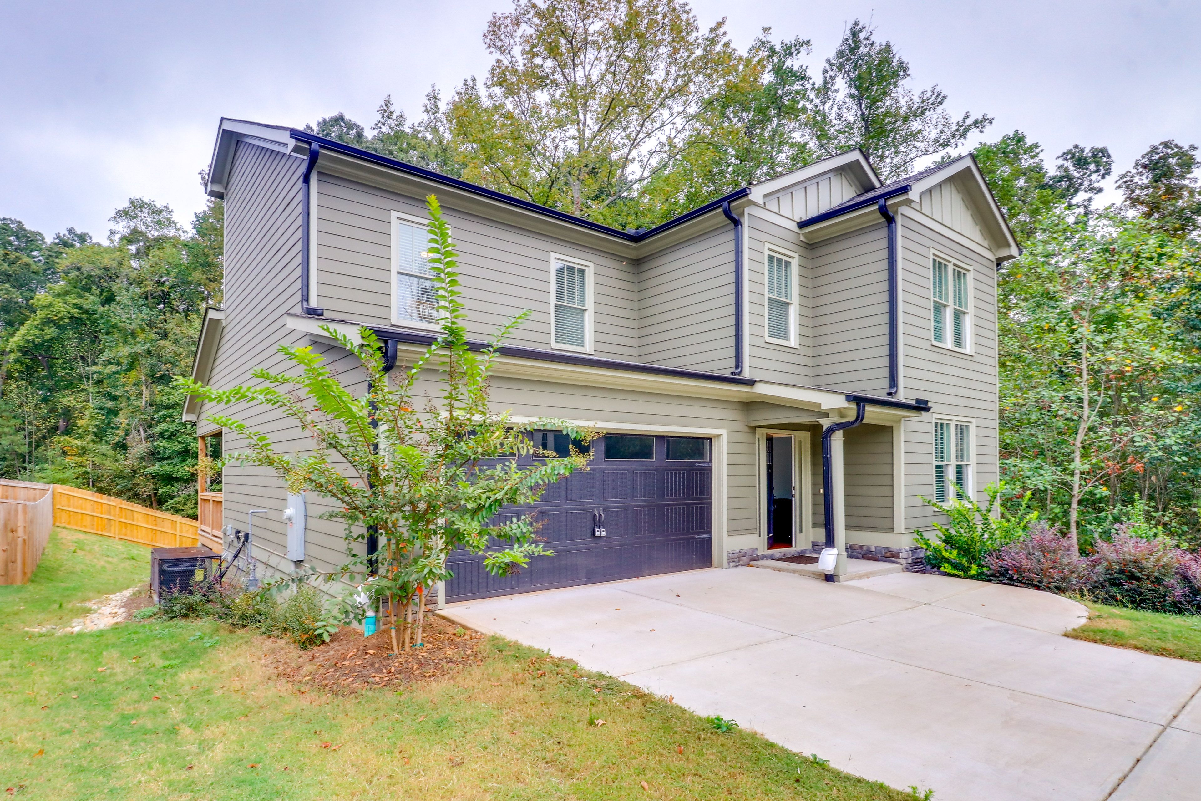 Property Exterior | Self Check-In | 6 Mi to Little Five Points