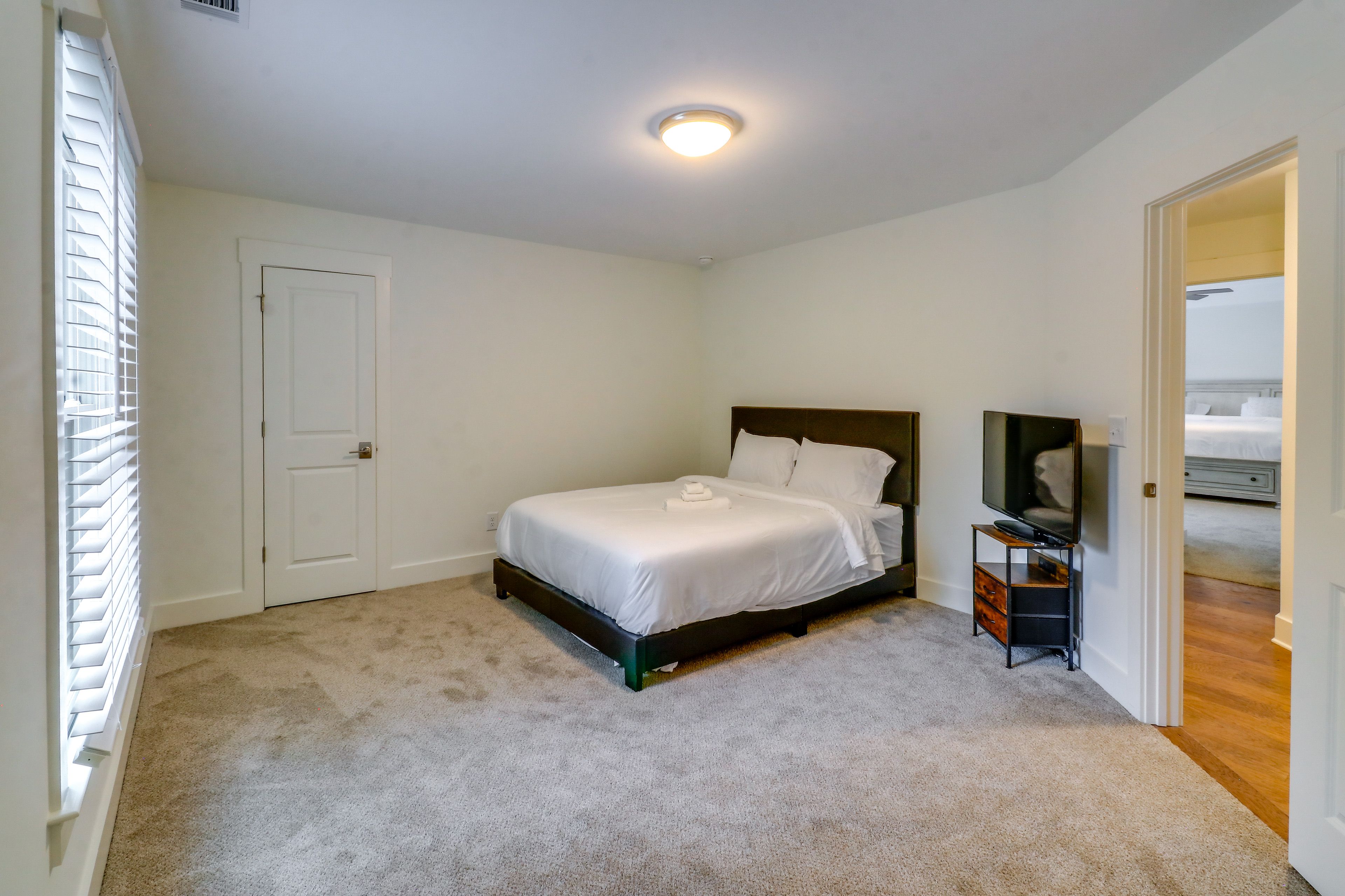 Bedroom 3 | 2nd Floor | Queen Bed | Smart TV