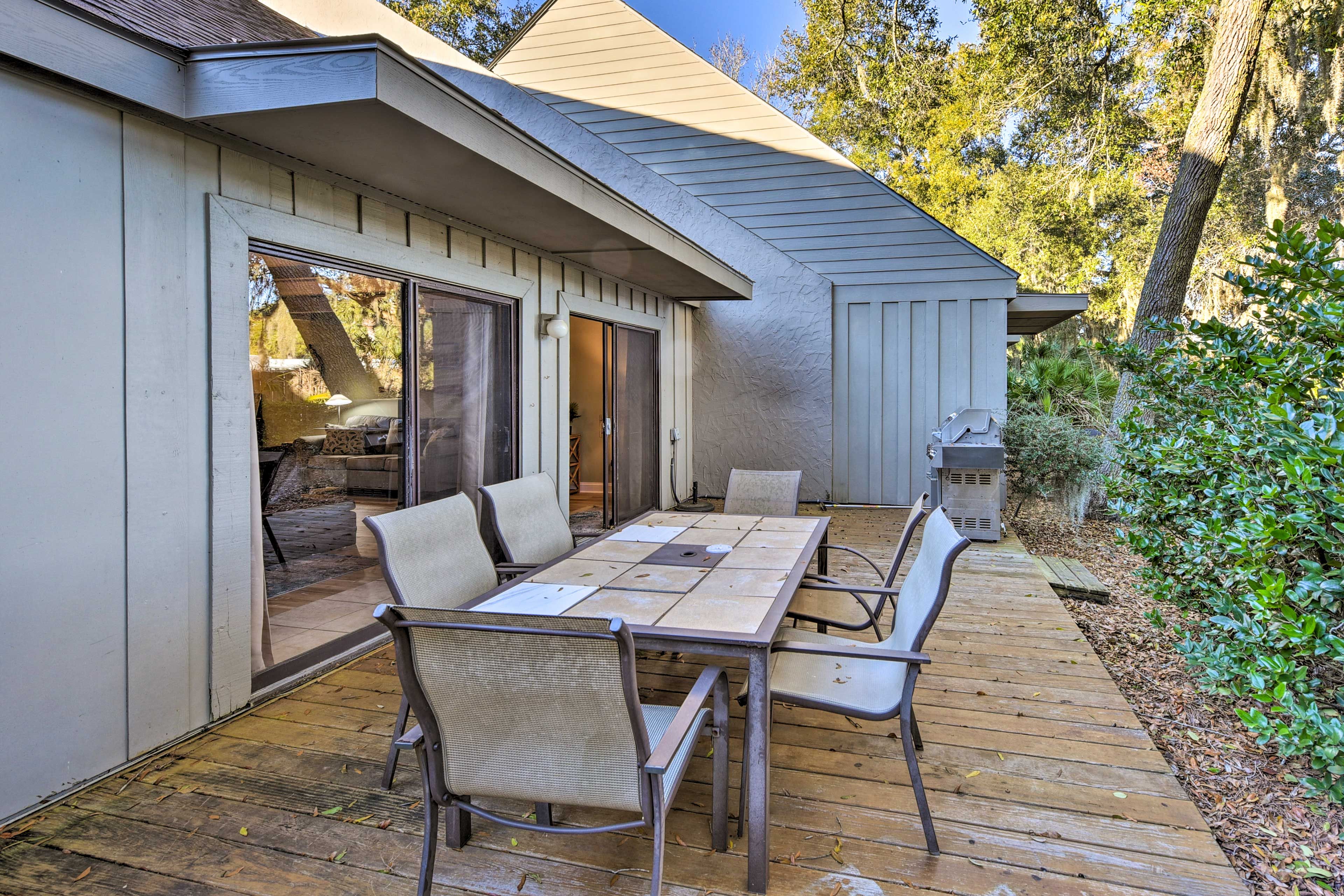 Hilton Head Island Vacation Rental | 2BR | 2BA | 1,443 Sq Ft | 2 Steps to Enter