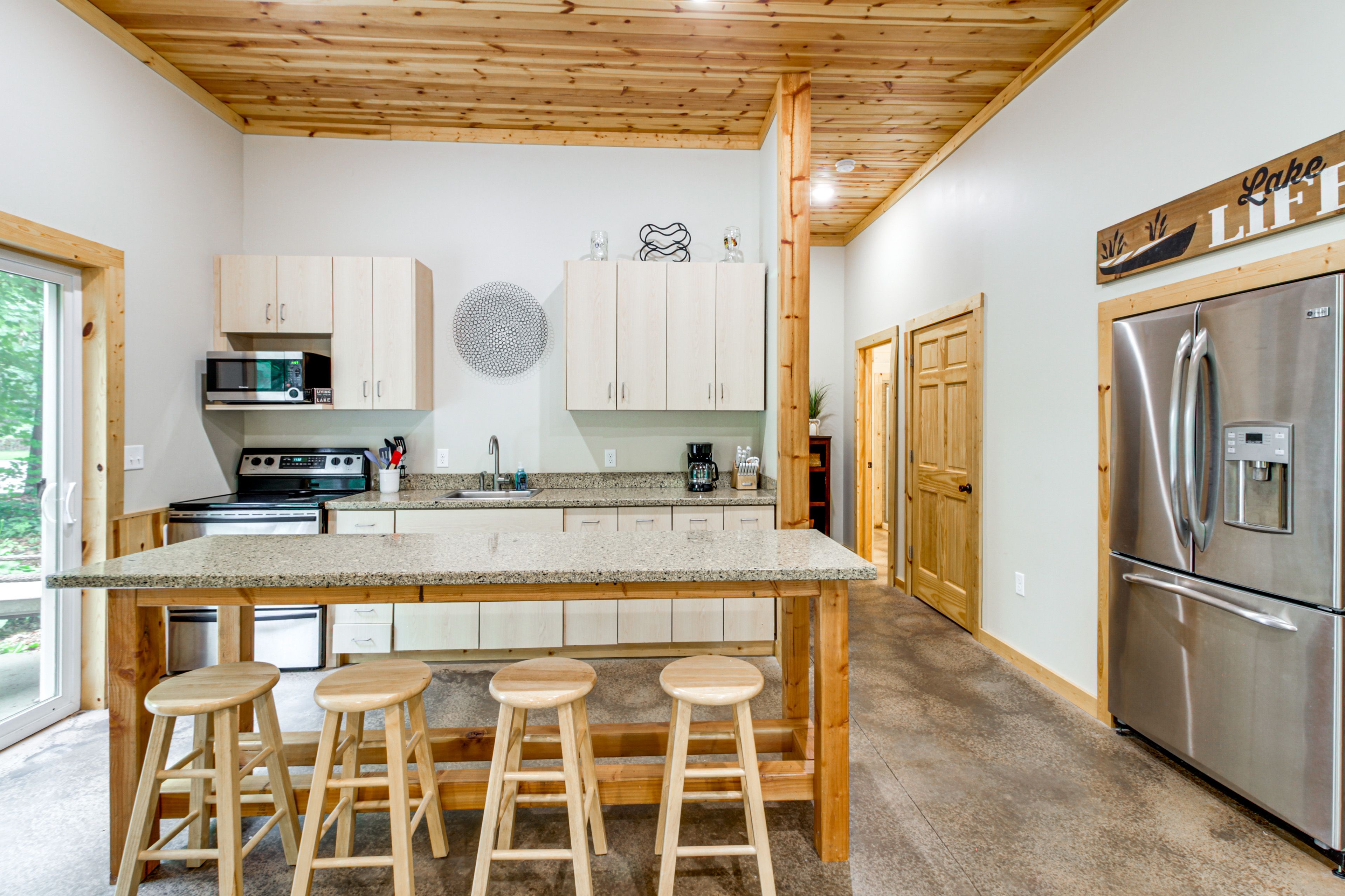 Kitchen (Guest House) | Main Level
