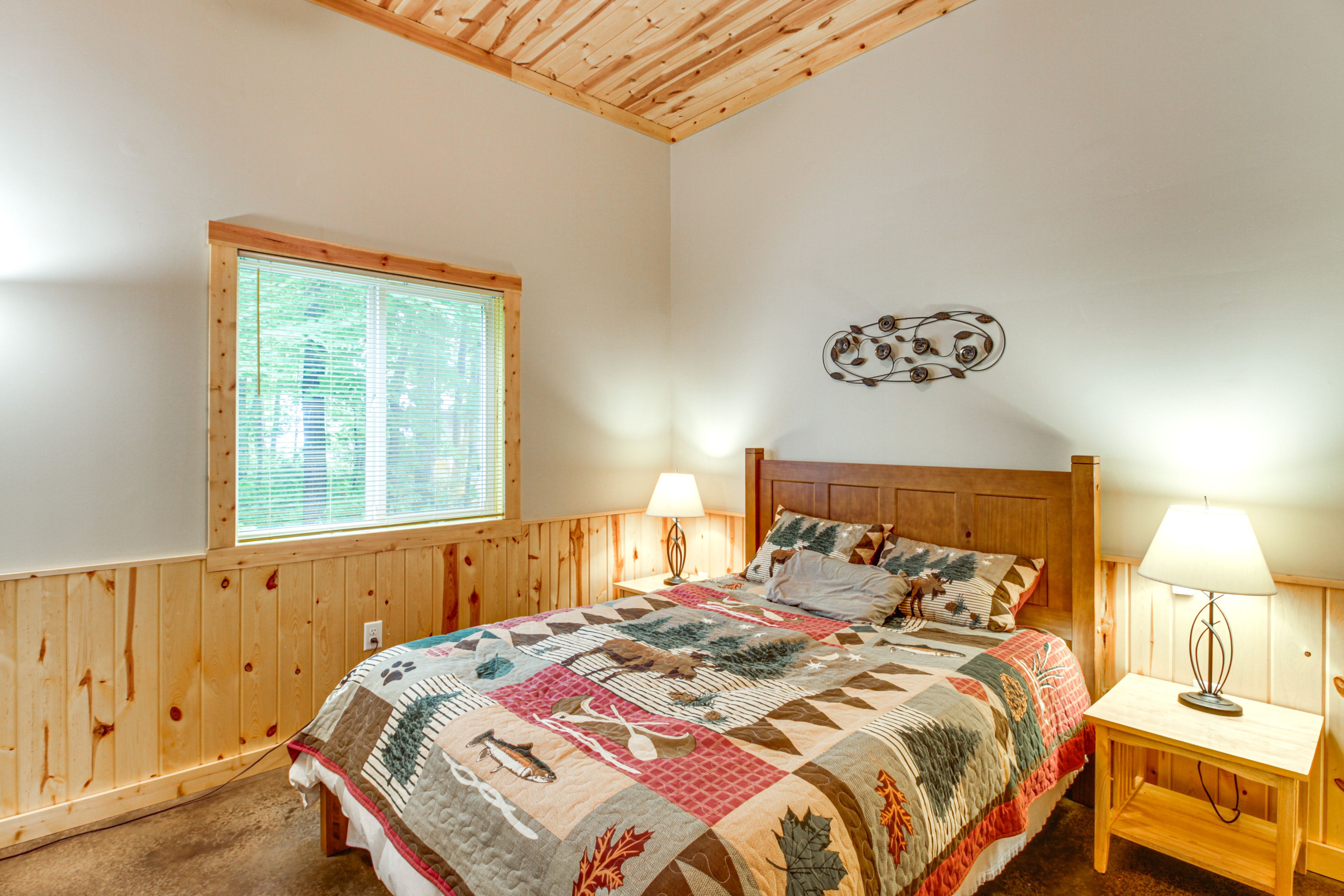 Bedroom 5 (Guest House) | King Bed | Main Level