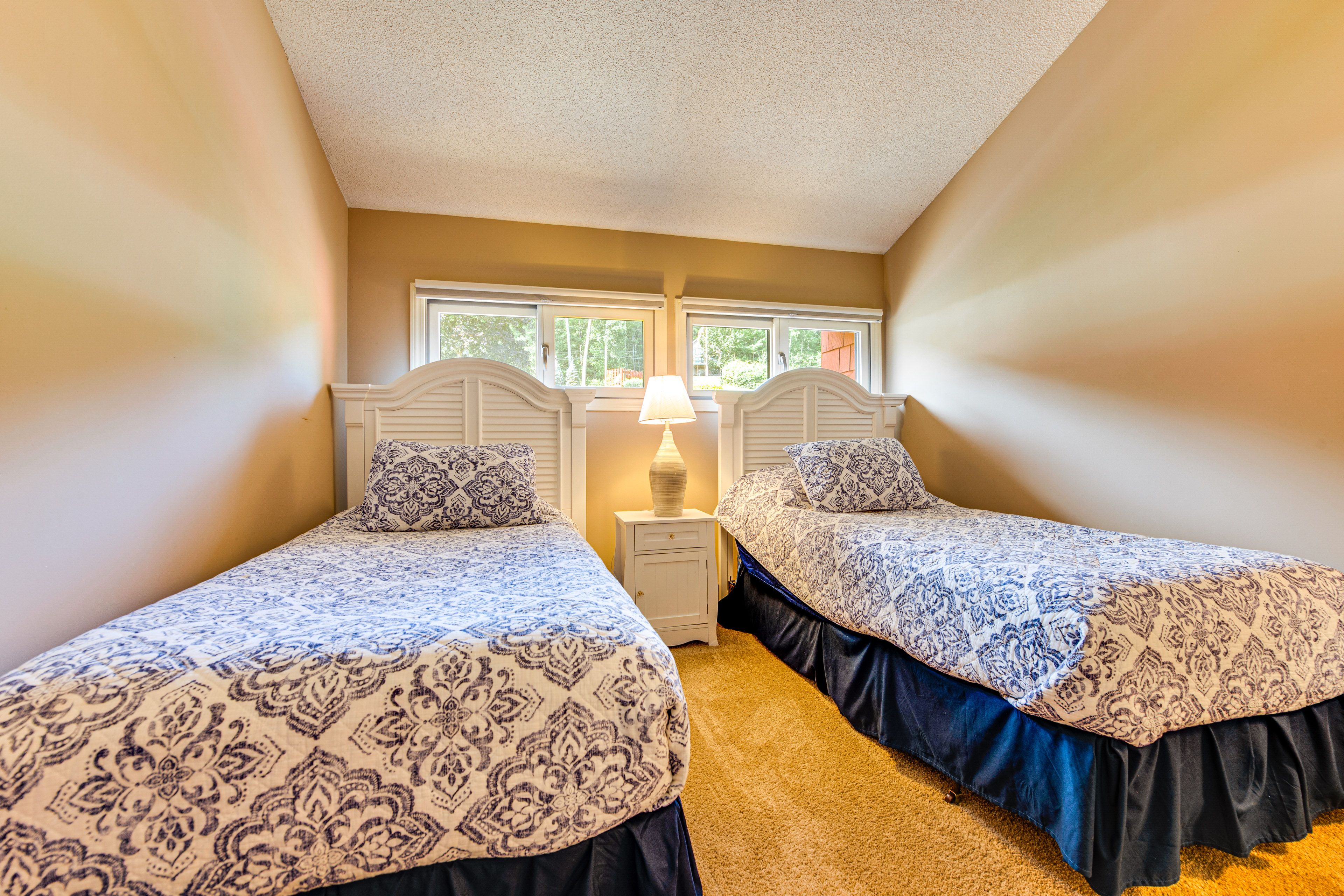 Bedroom 3 | 2nd Floor | 2 Twin Beds