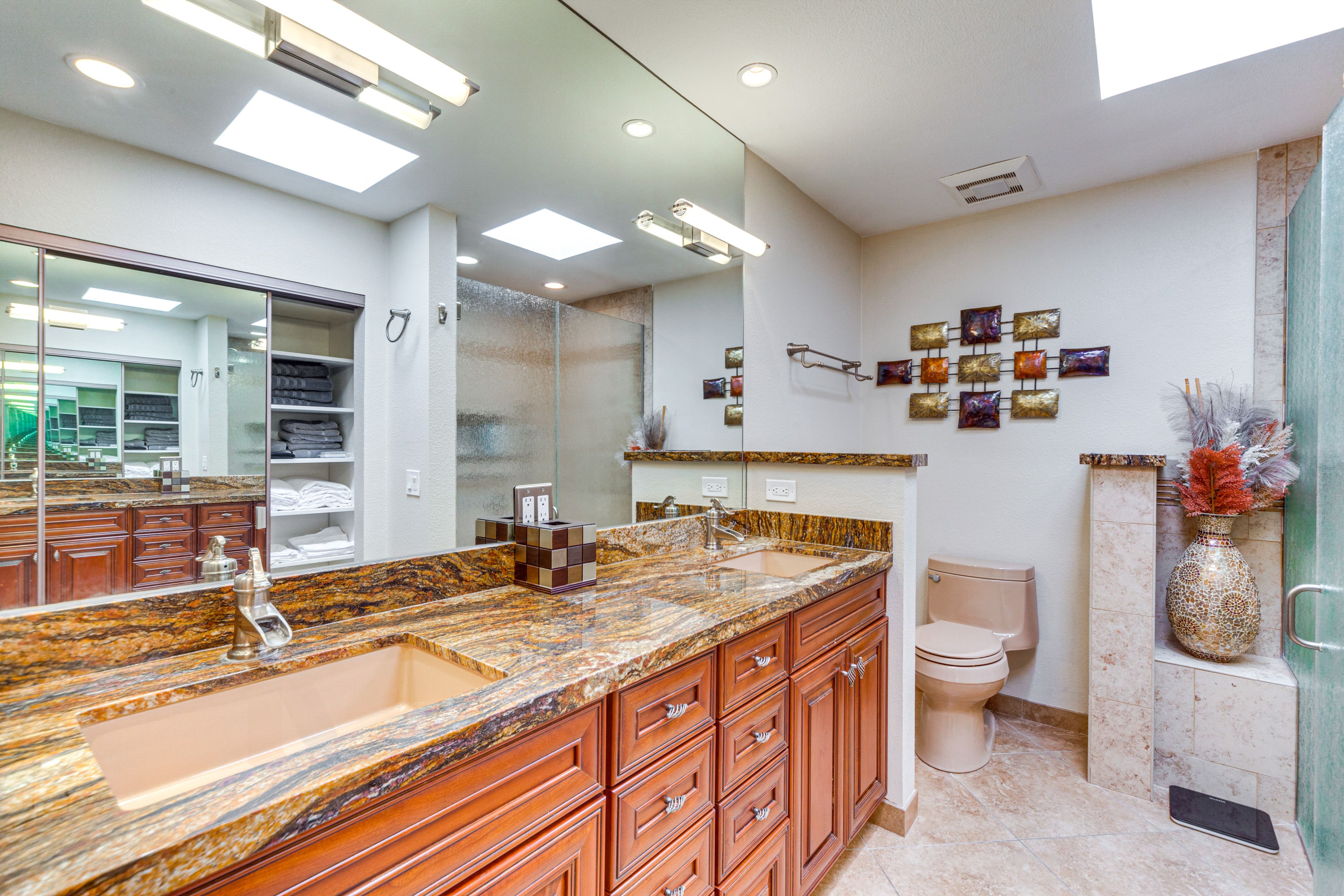 Bathroom | Towels Provided