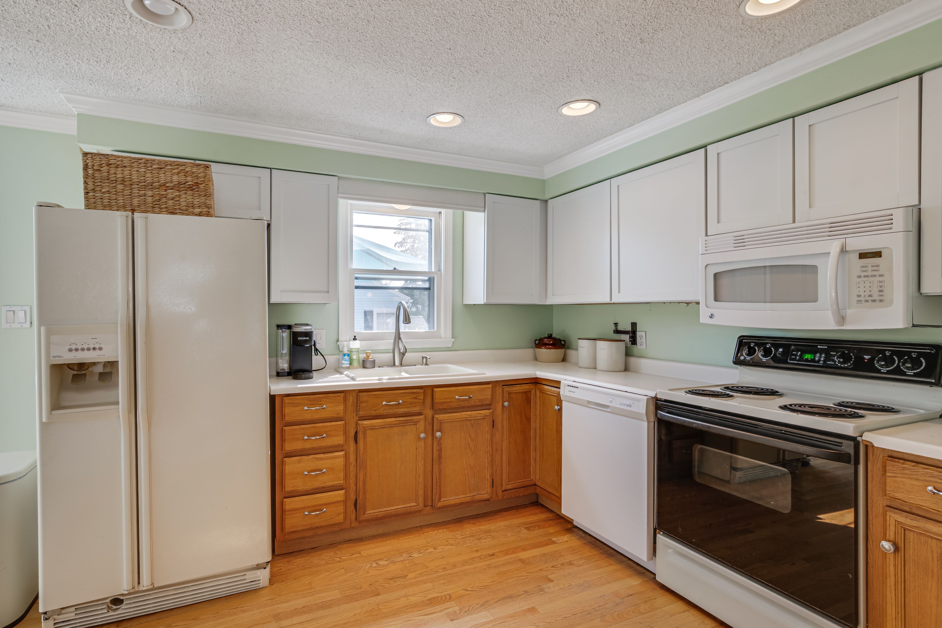 Kitchen | Main Floor | Dishwasher | Keurig Coffee Maker | Cooking Basics