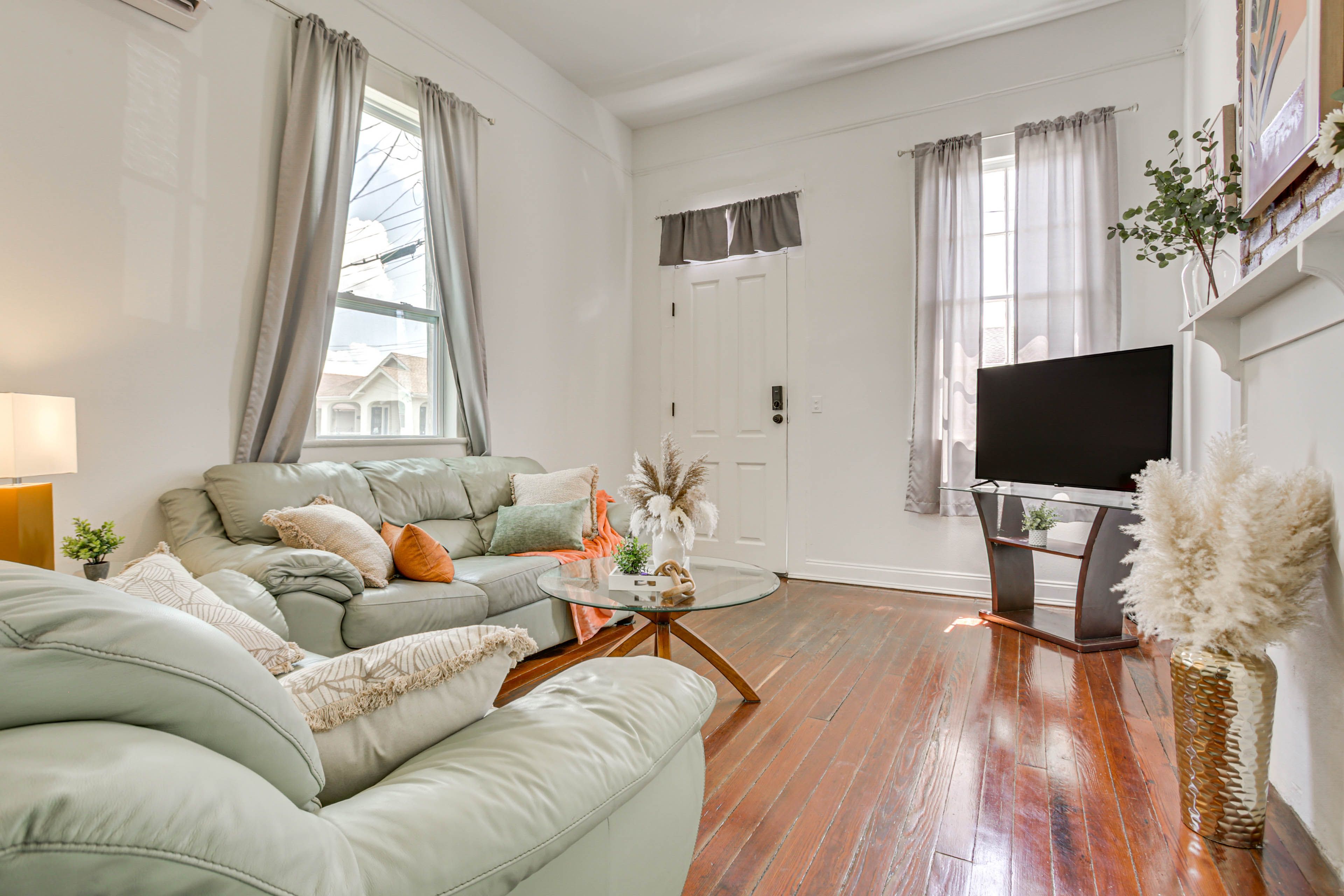 Living Room | Mini-Split A/C & Heat Units