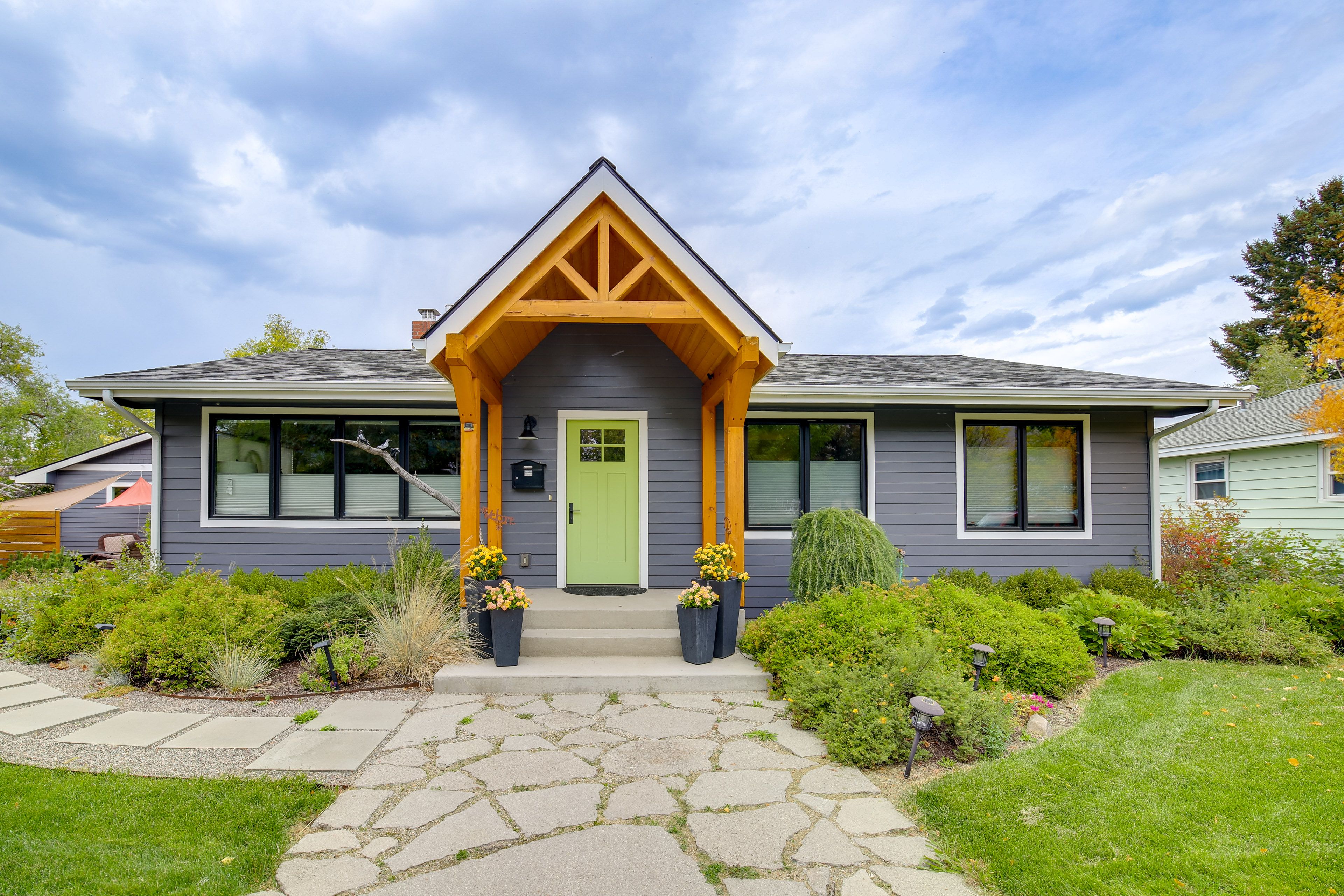 Main House Exterior | Single-Story Apartment | Street Parking (2 Vehicles)