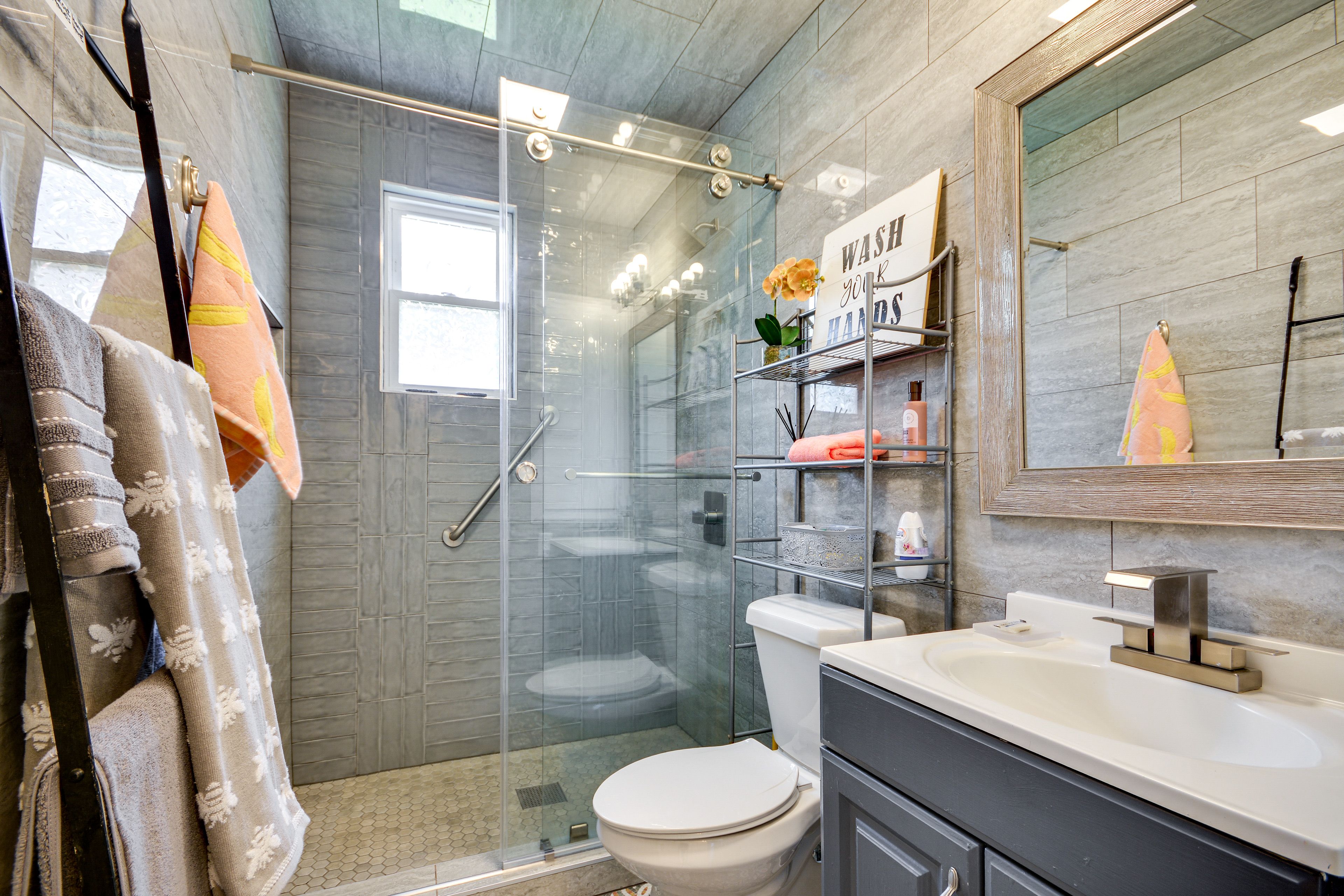 Full Bathroom | Towels Provided | Shower w/ Grab Rail