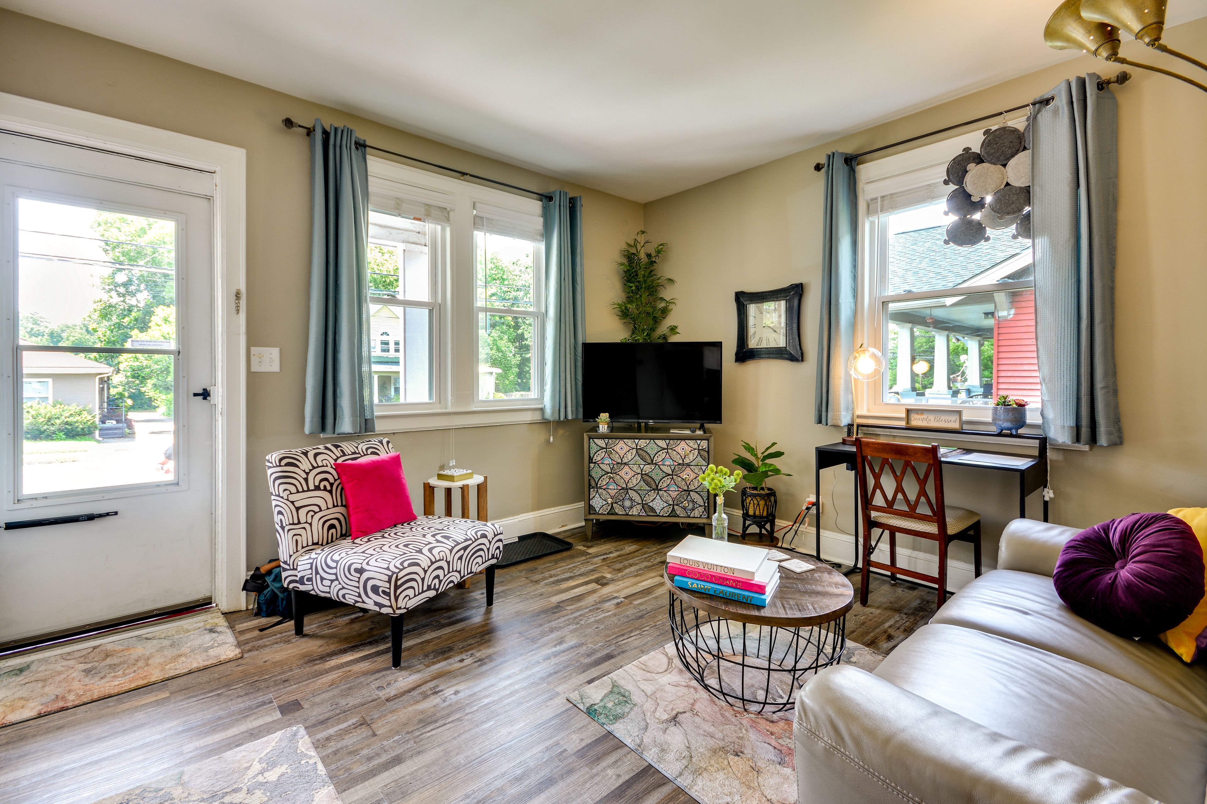 Greensboro Vacation Rental | 1BR | 1BA | Steps Required | 650 Sq Ft
