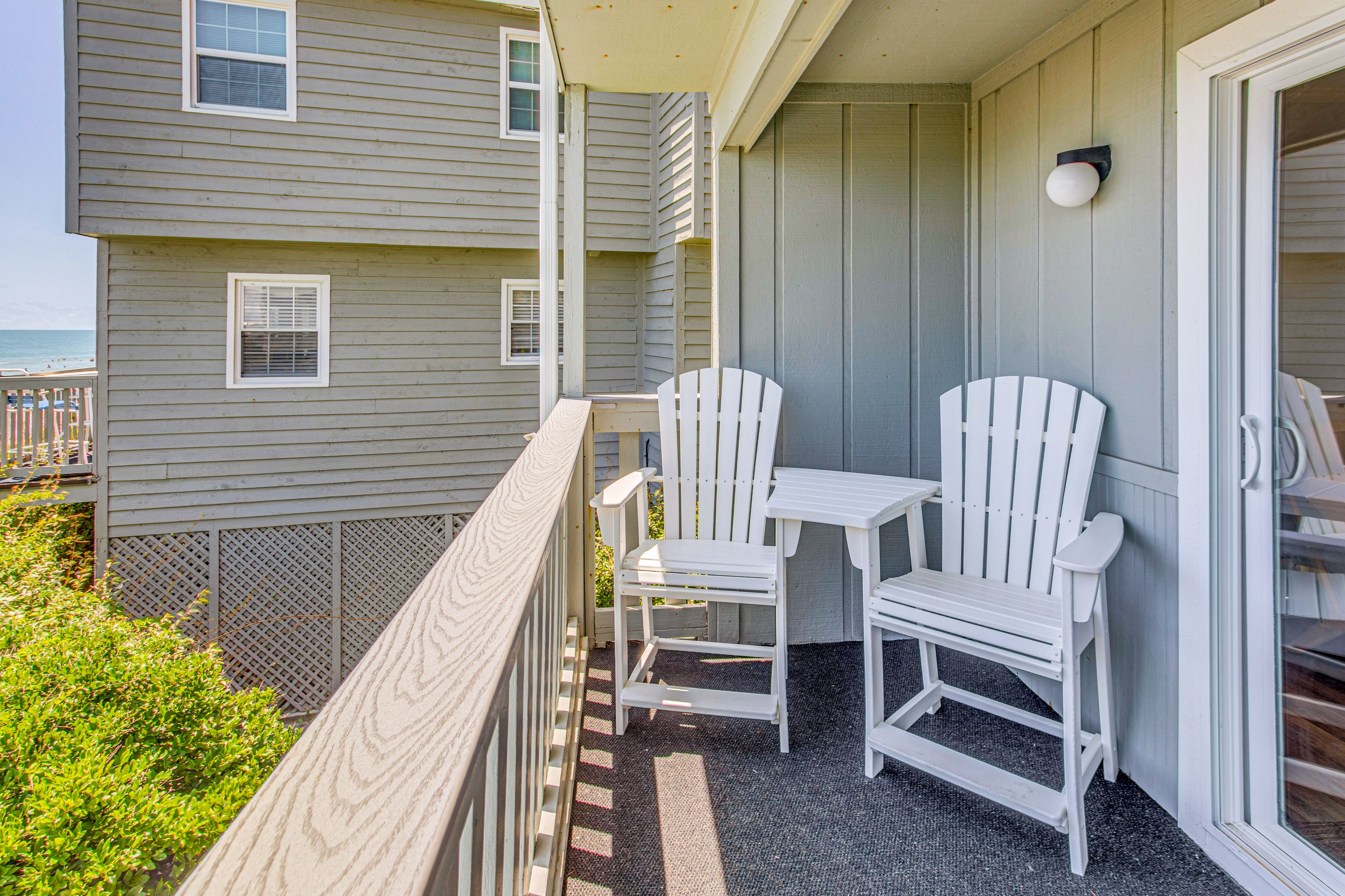 Private Balcony | Access via Living Room
