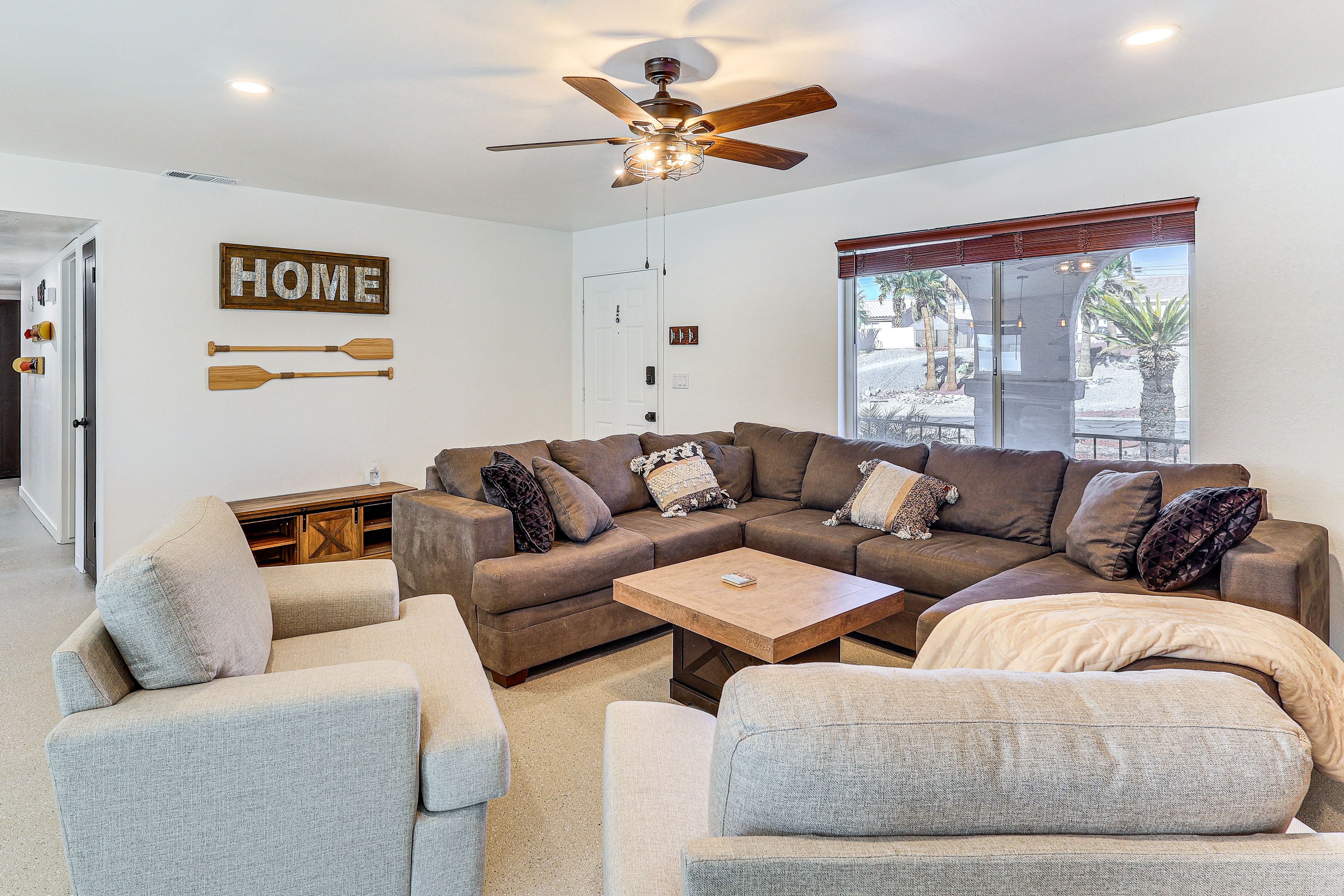 Living Area | Smart TV | Electric Fireplace