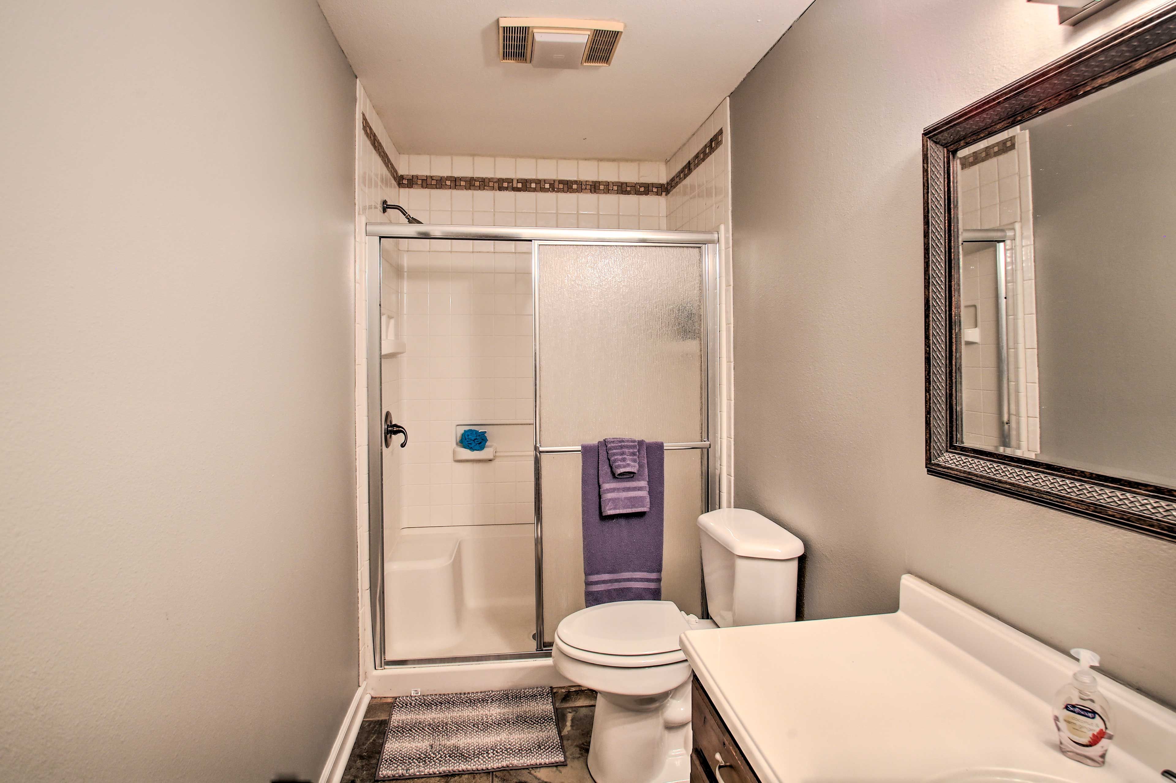 En-Suite Bathroom | Towels Provided