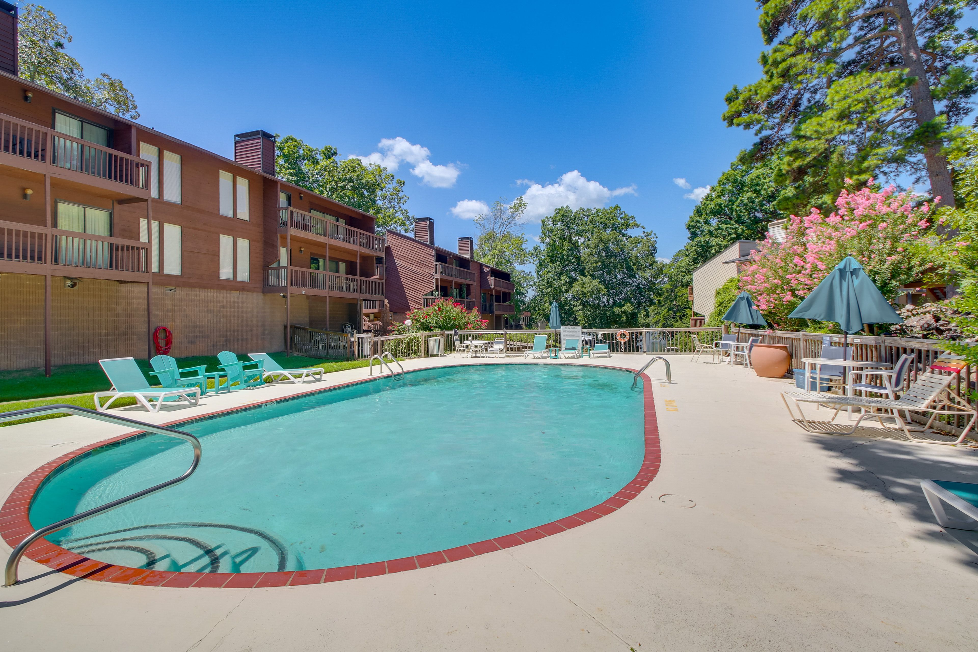 North Shore Condos Amenities | Community Pool