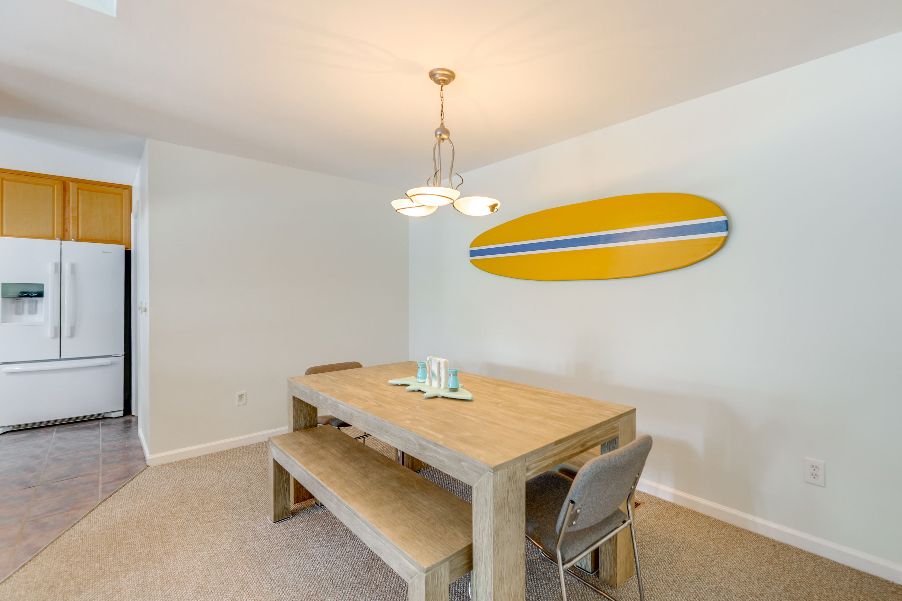 Dining Area | Dishware/Flatware