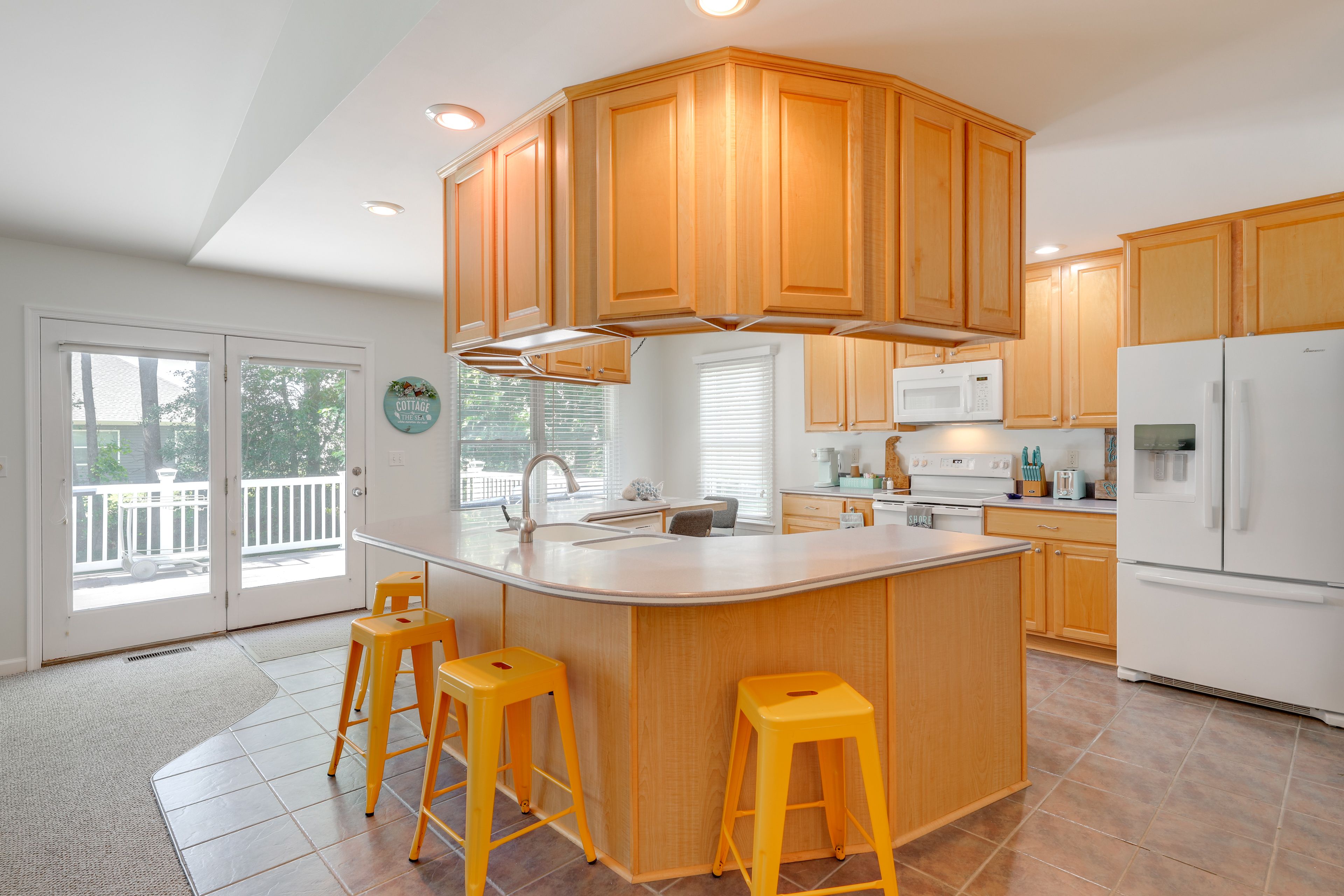 Kitchen | Cooking Basics | Single-Serve Coffee Maker | Dishwasher