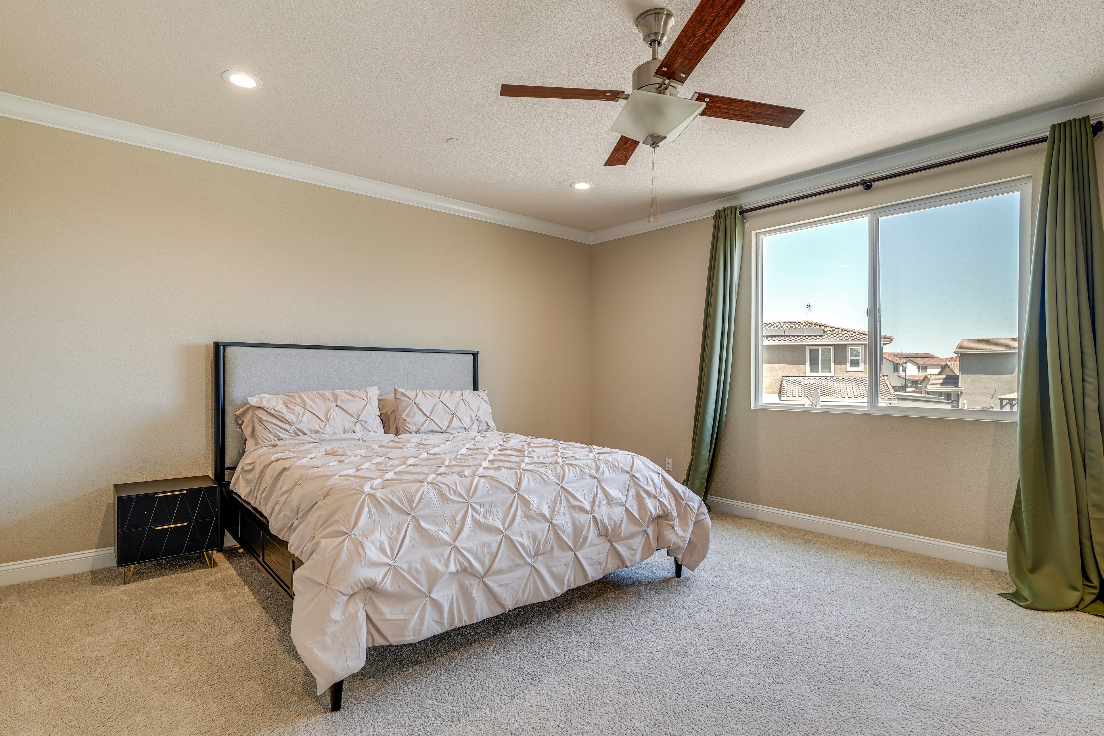 Bedroom 1 | King Bed | 2nd Floor