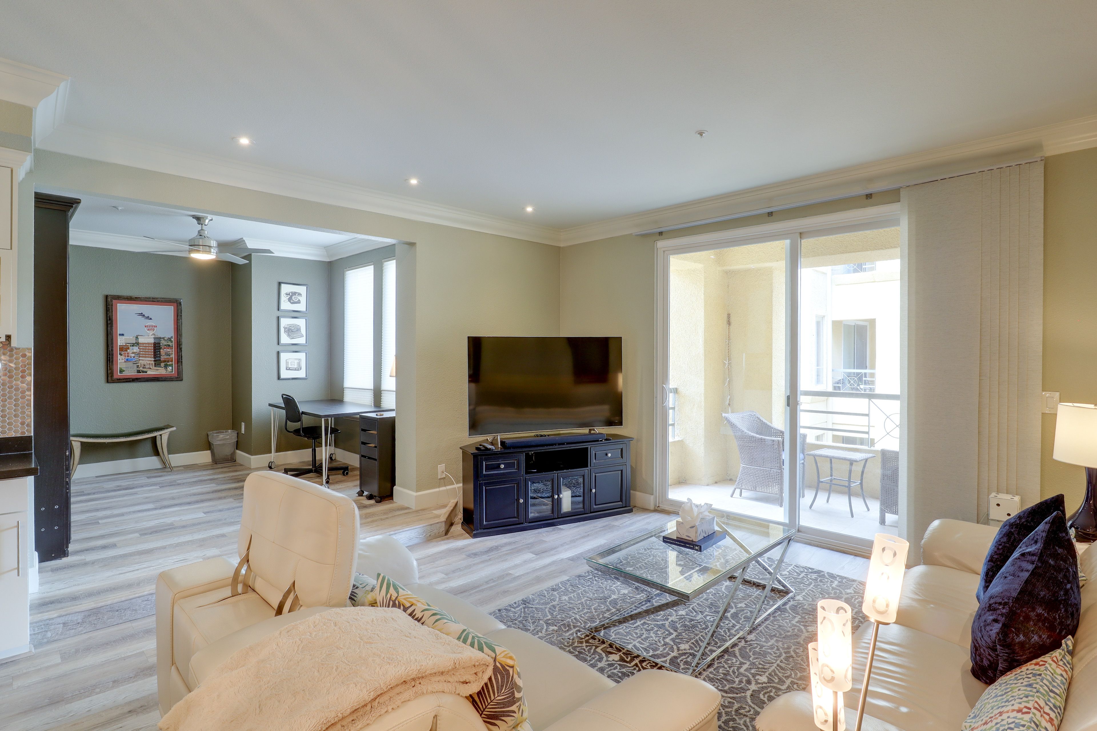 Las Vegas Vacation Rental | 2BR | 2BA | 1,294 Sq Ft