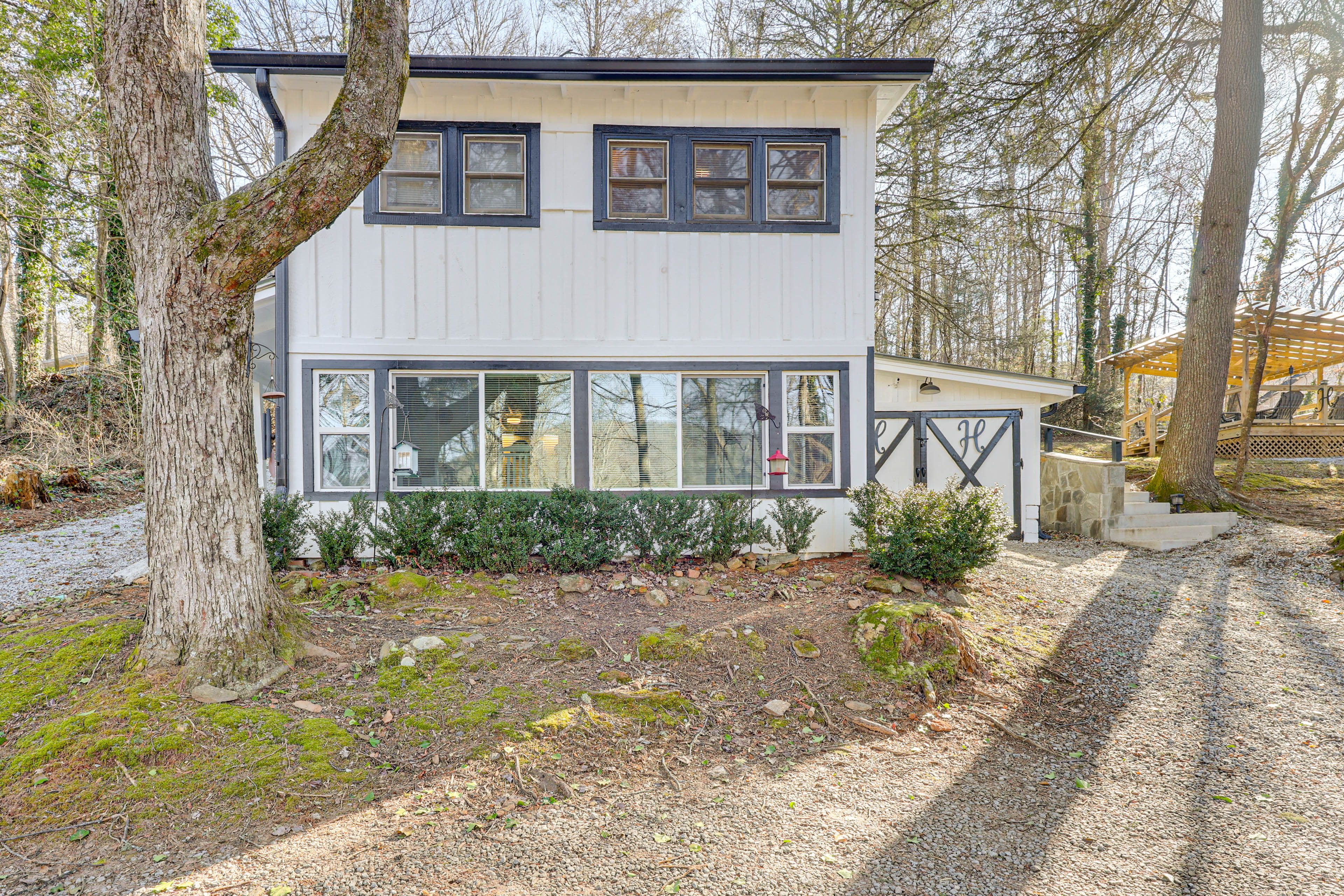 Driveway | 2 Vehicles