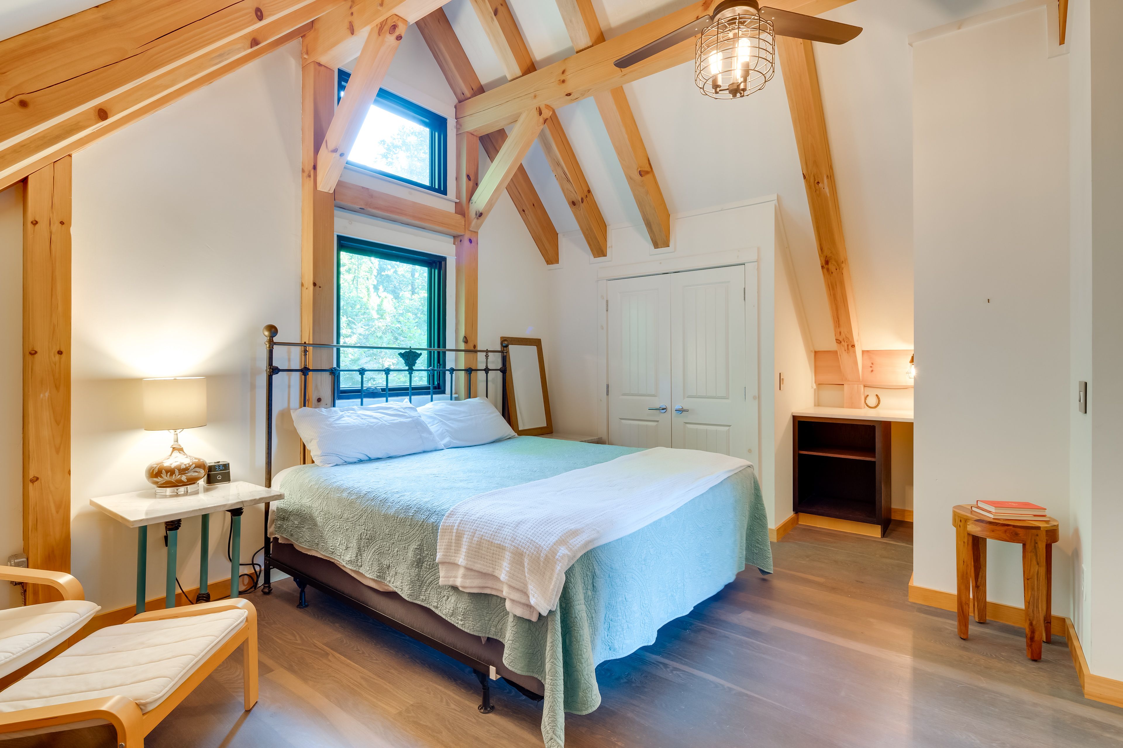 Bedroom 2 | King Bed | 3rd Floor
