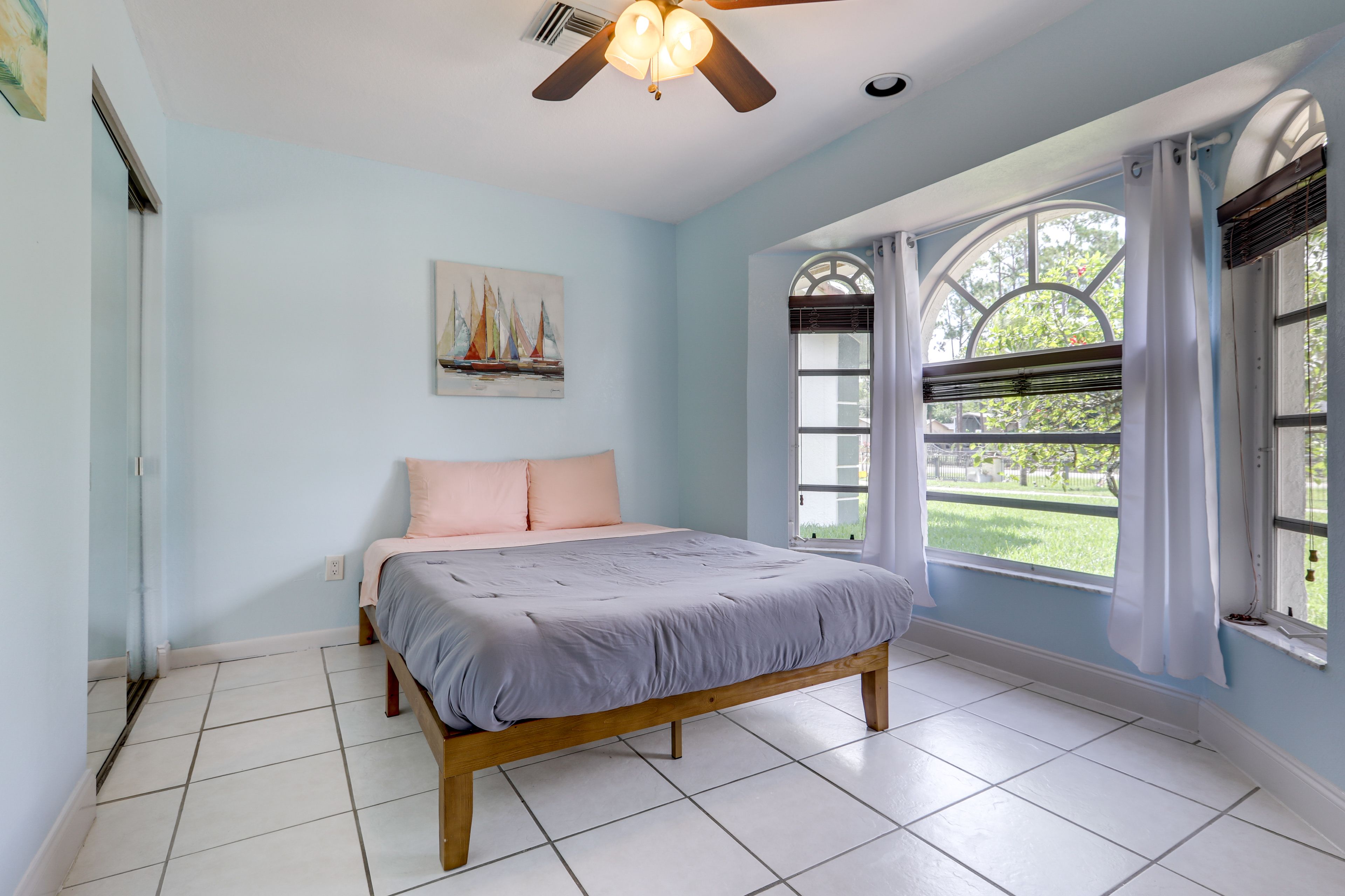 Bedroom 3 | 1st Floor | Queen Bed