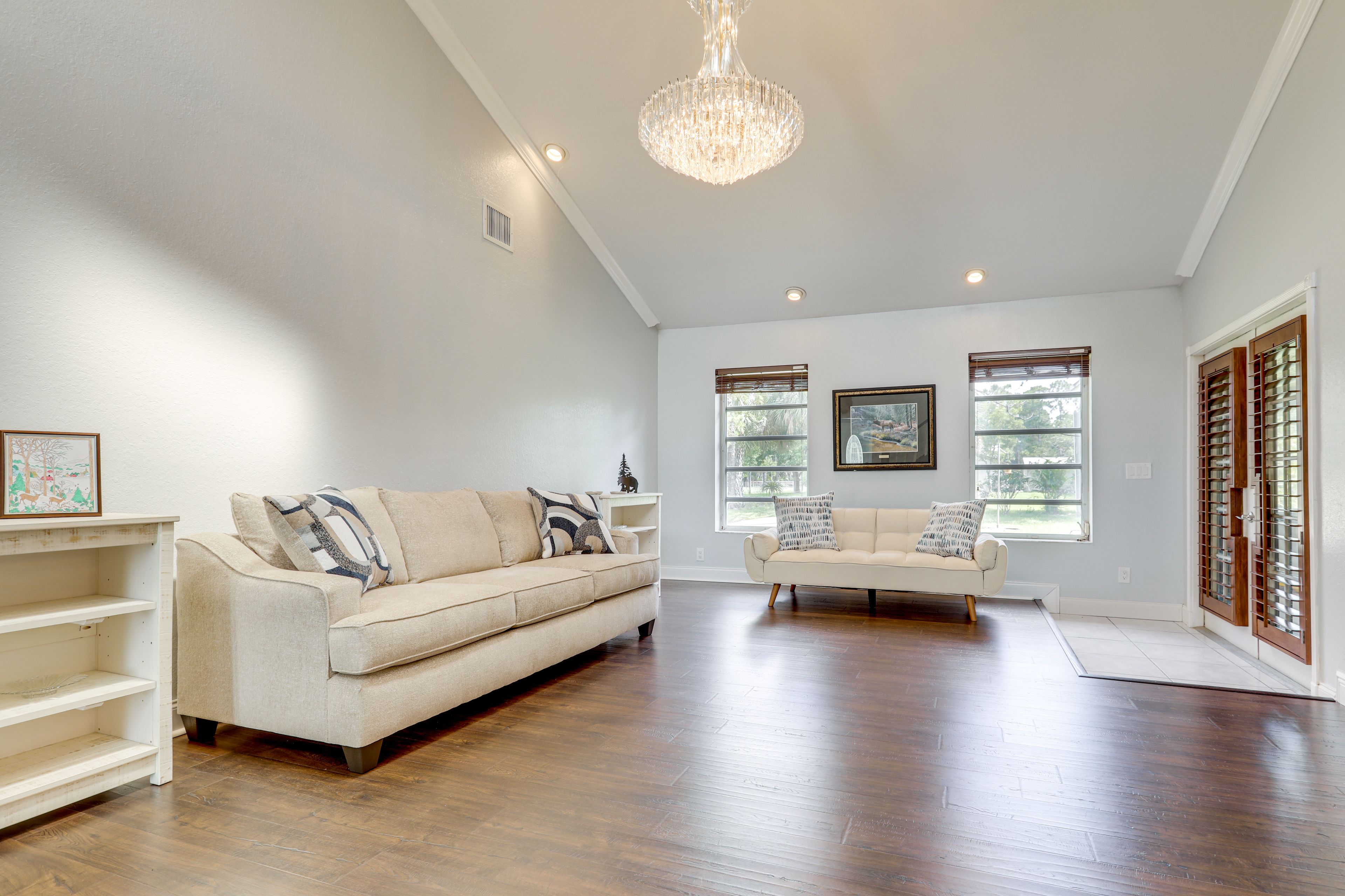 Living Room | 1st Floor | Free WiFi
