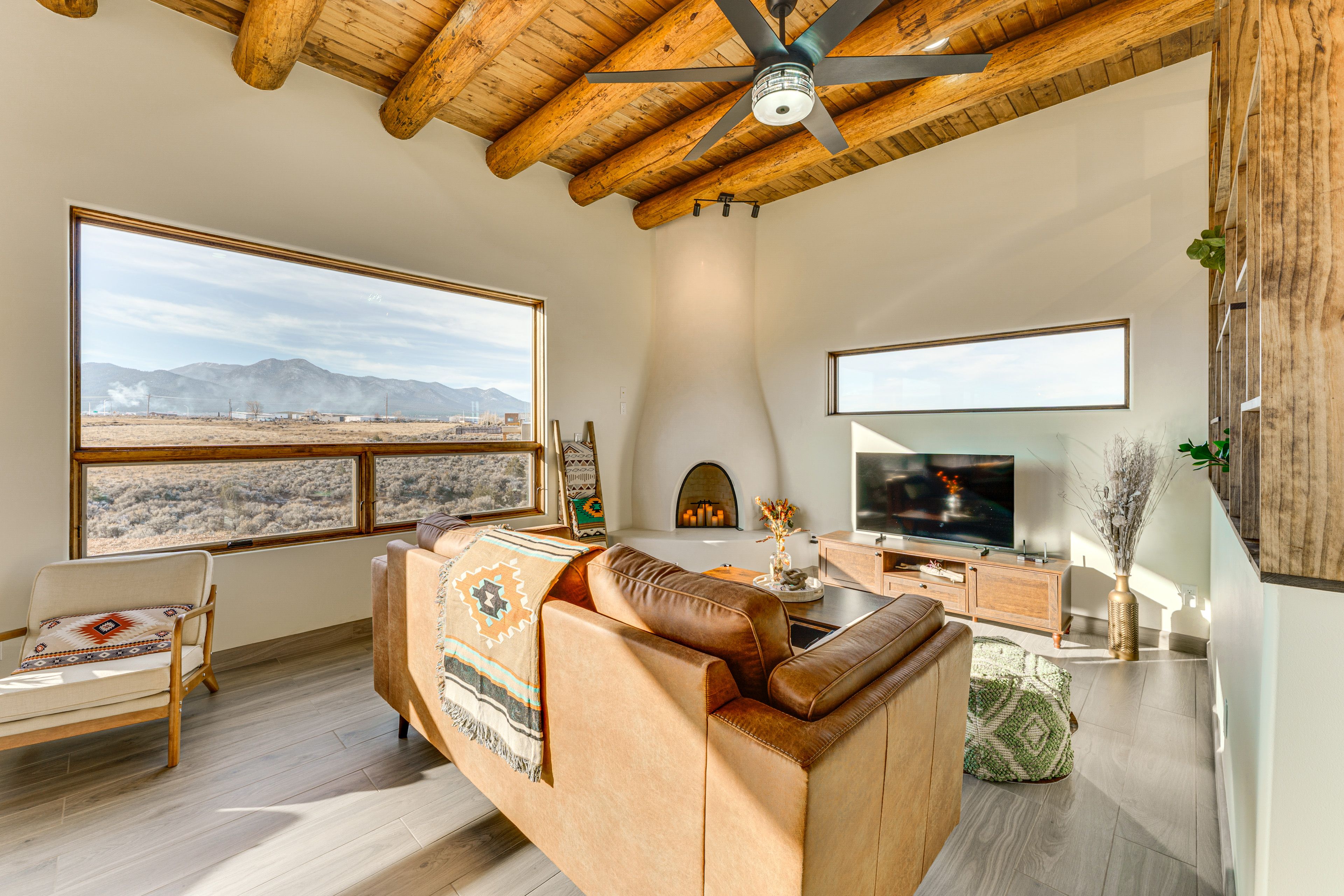 Living Area | TV | Books | Board Games