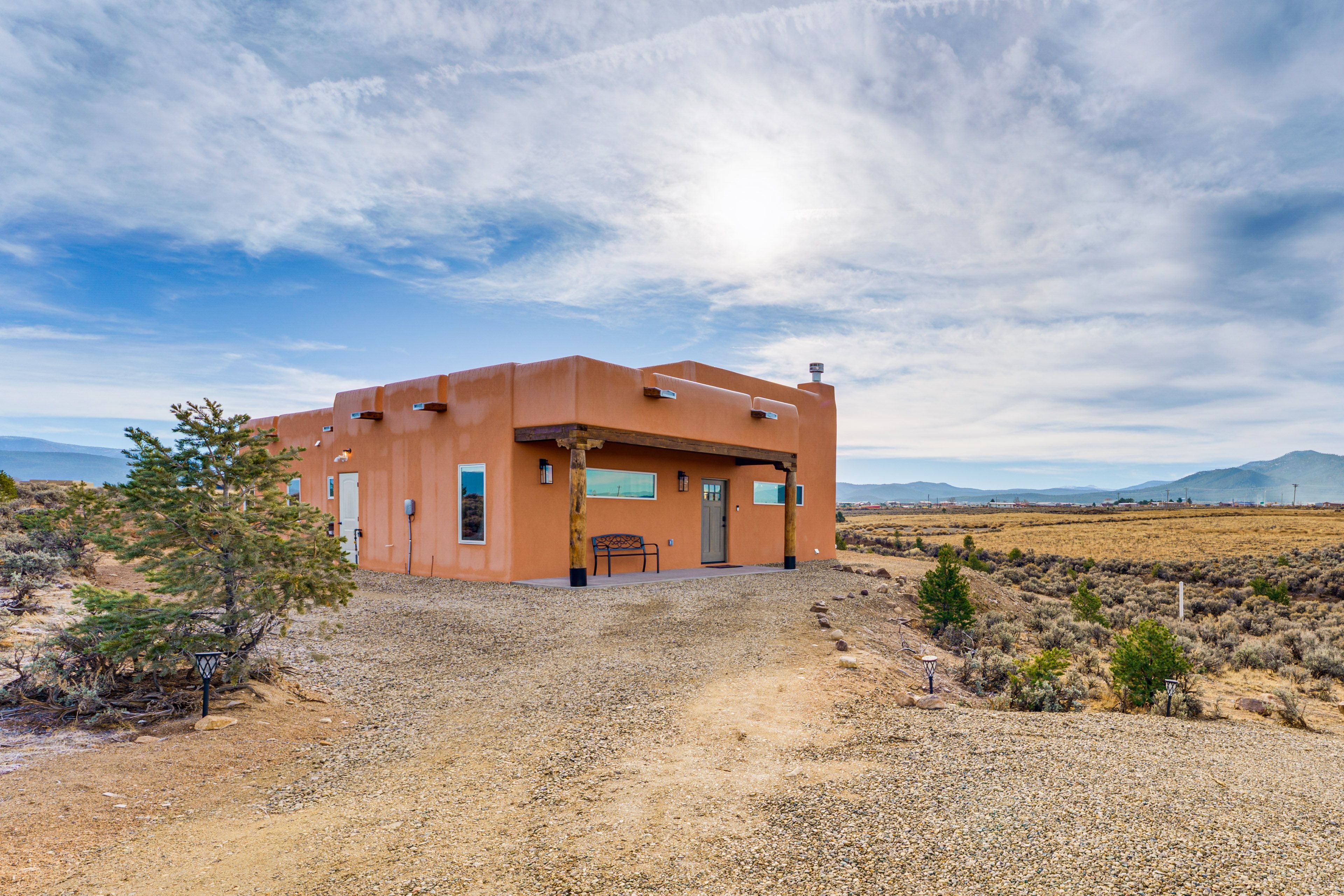 Parking | Driveway (2 Vehicles)