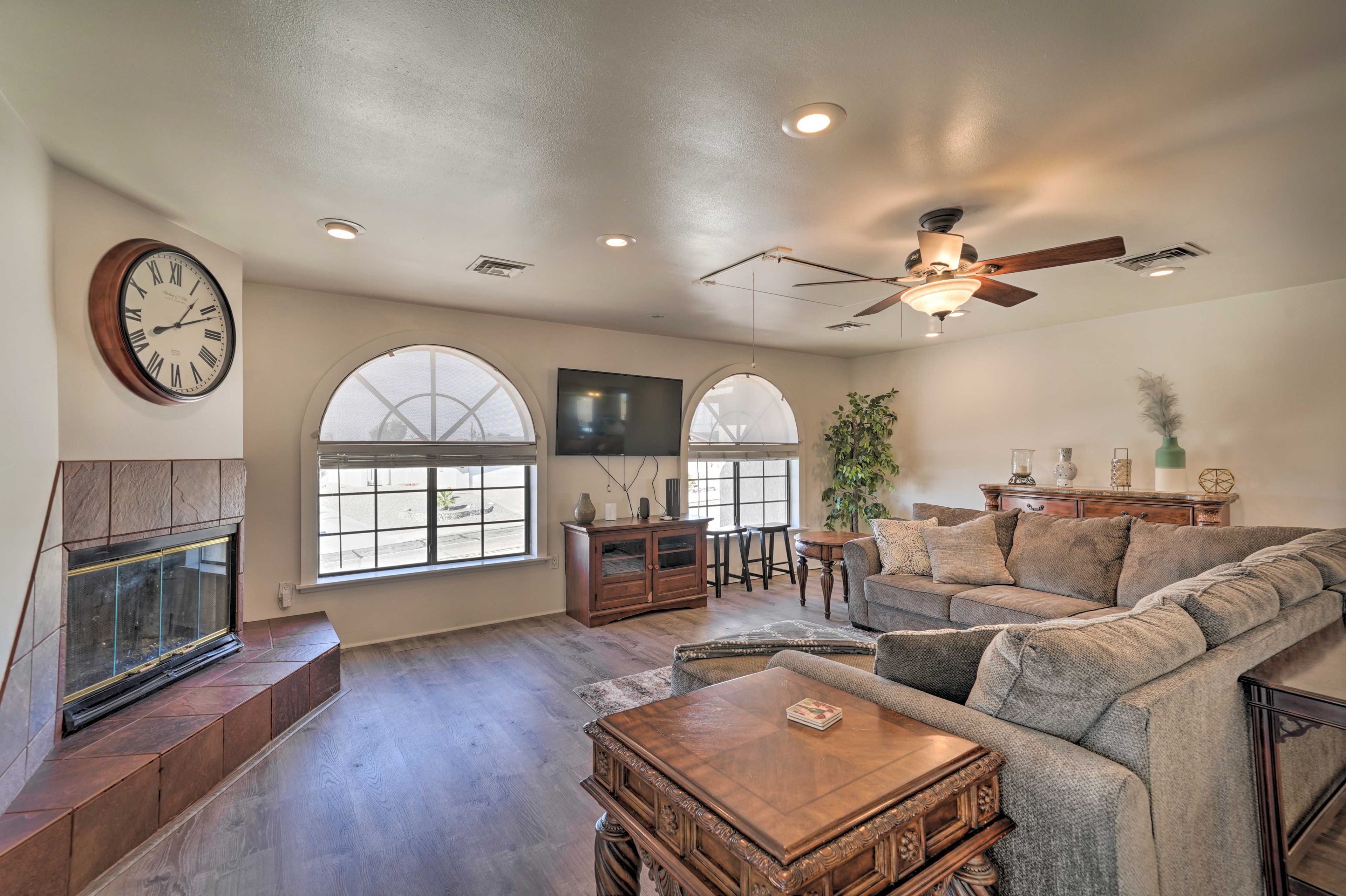 Living Room | Central Air Conditioning | Free WiFi | Single-Story Home